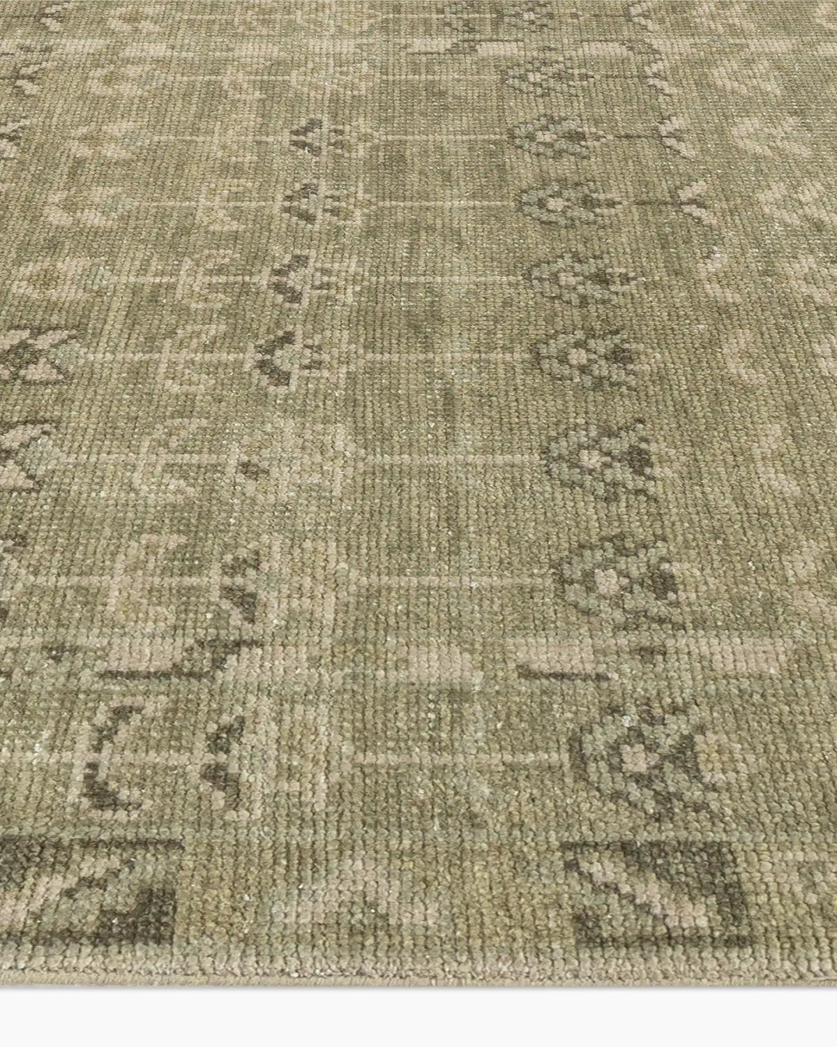 Mabel Hand-Knotted Wool Rug