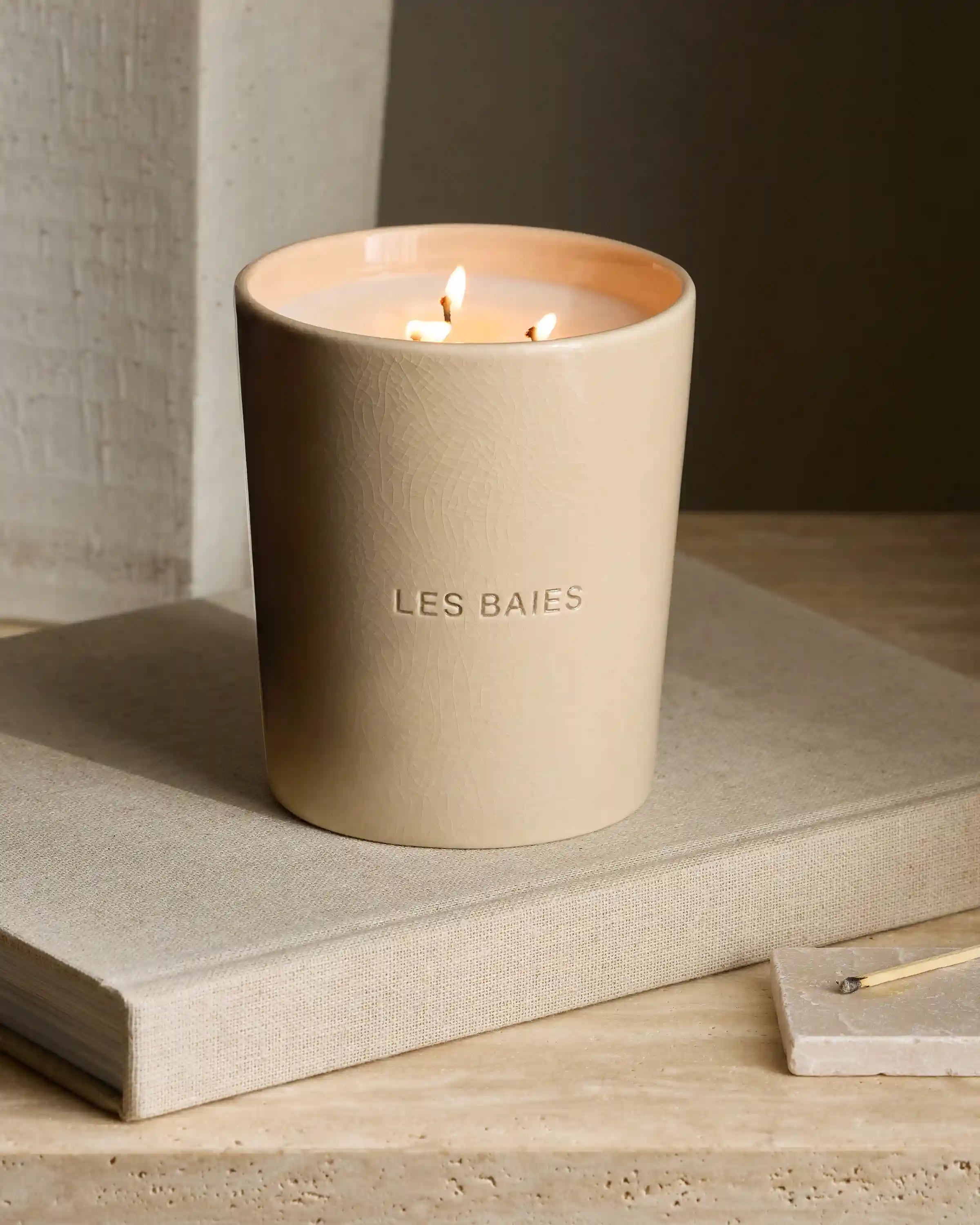 Les Baies 3-Wick Luxury Candle