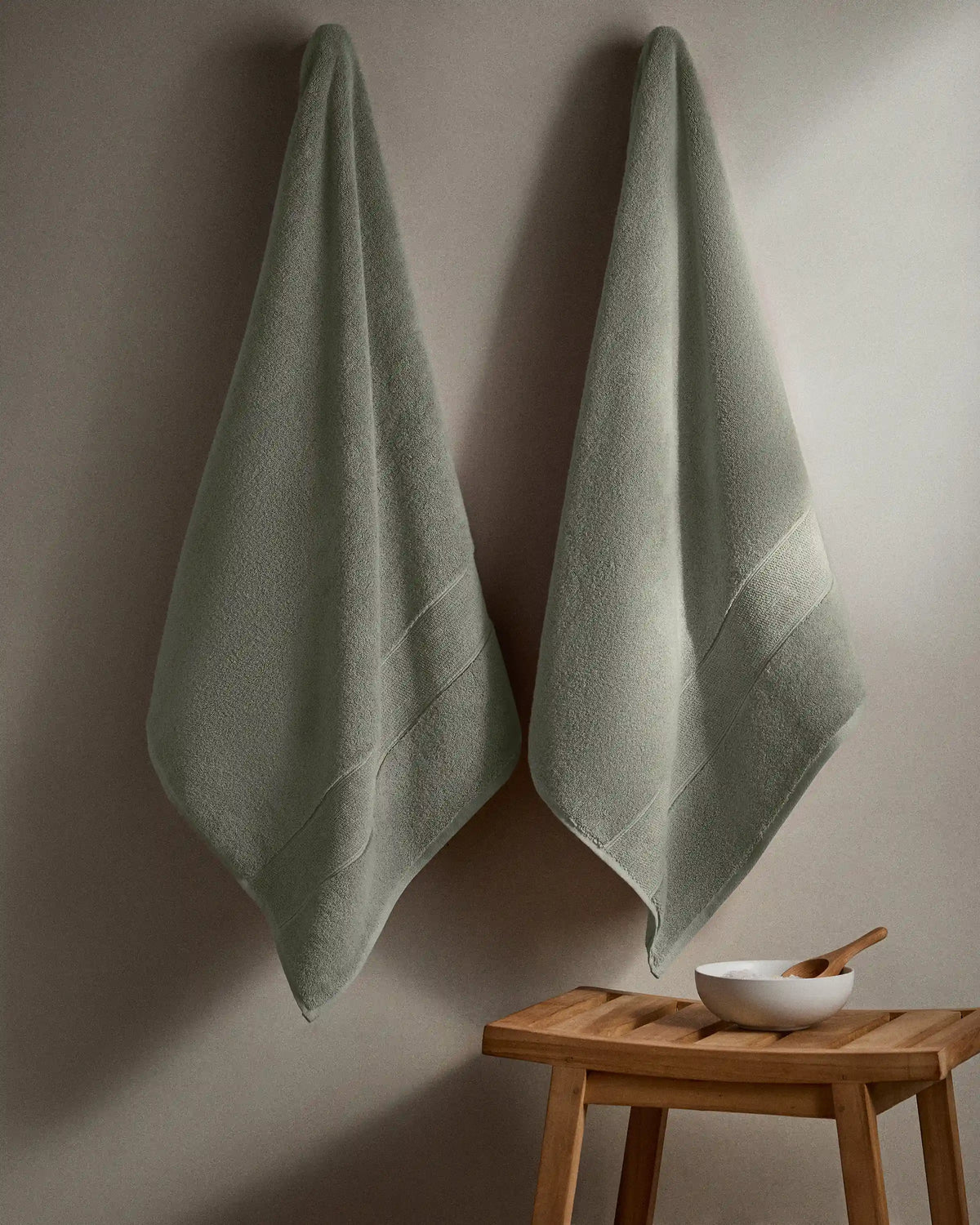 Classic Organic Turkish Cotton Bath Towel (Set of 2)