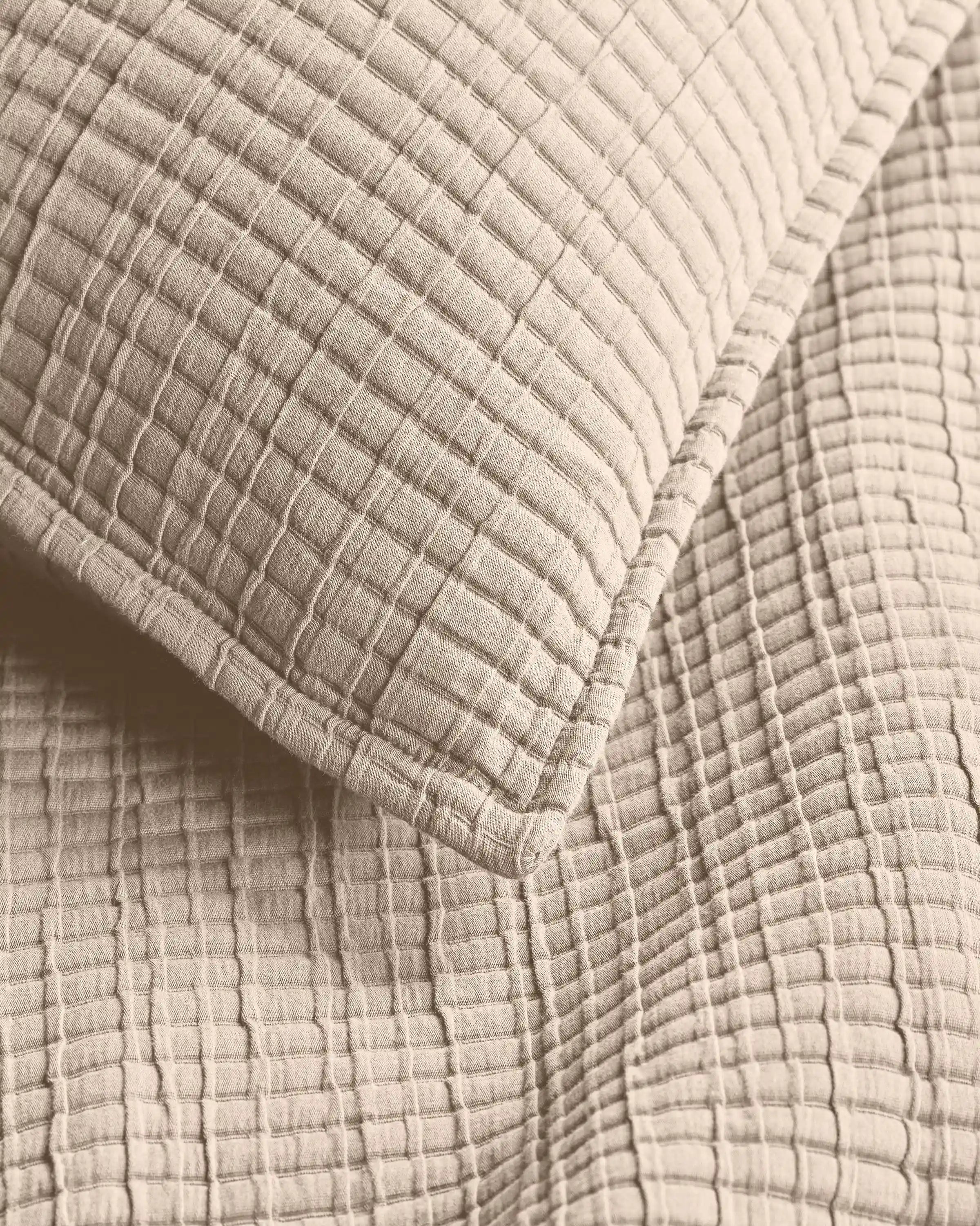 Organic Ribbed Cotton Coverlet Set