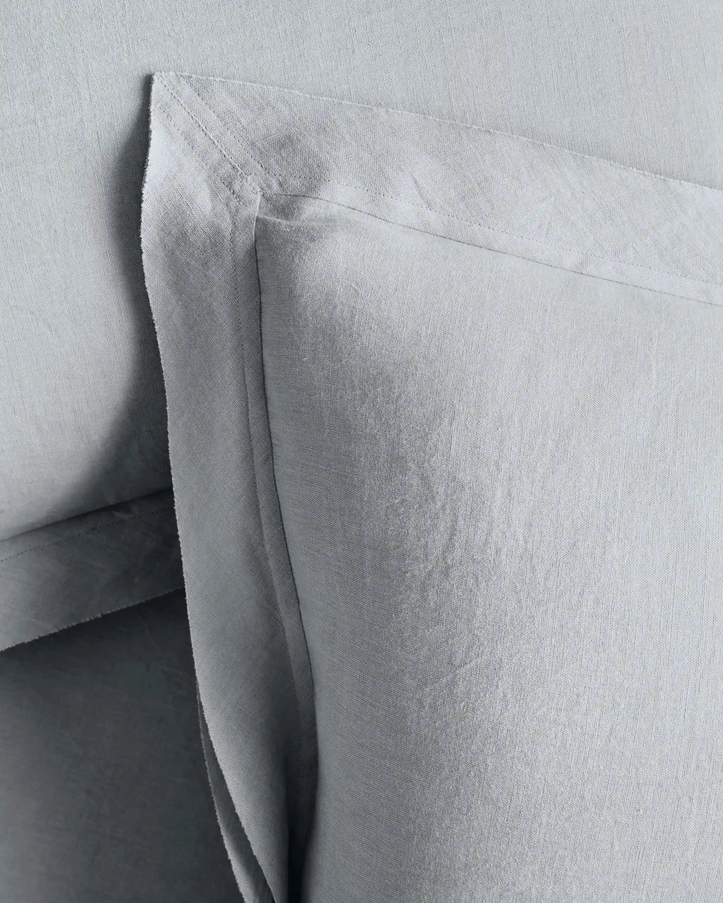 European Linen Double Flange Deluxe Bedding Bundle