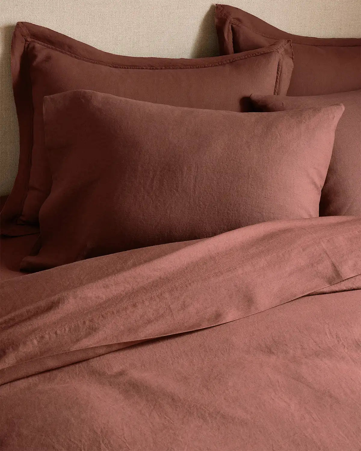 European Linen Double Flange Deluxe Bedding Bundle