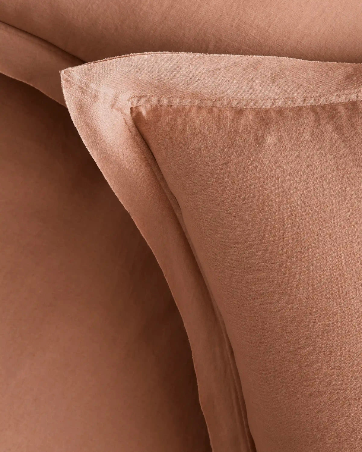 European Linen Double Flange Deluxe Bedding Bundle
