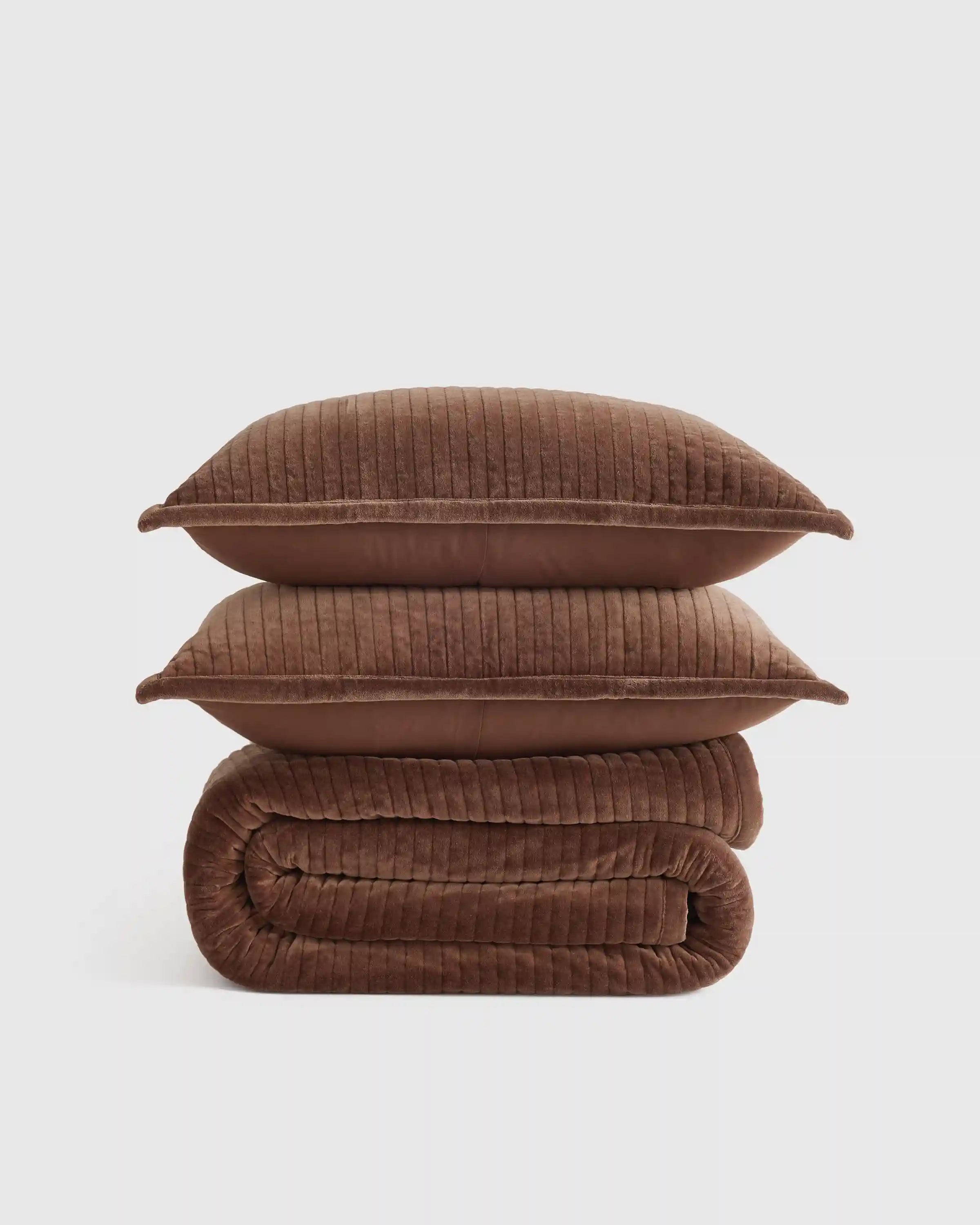 Cotton Velvet Vertical Channel Quilt Set