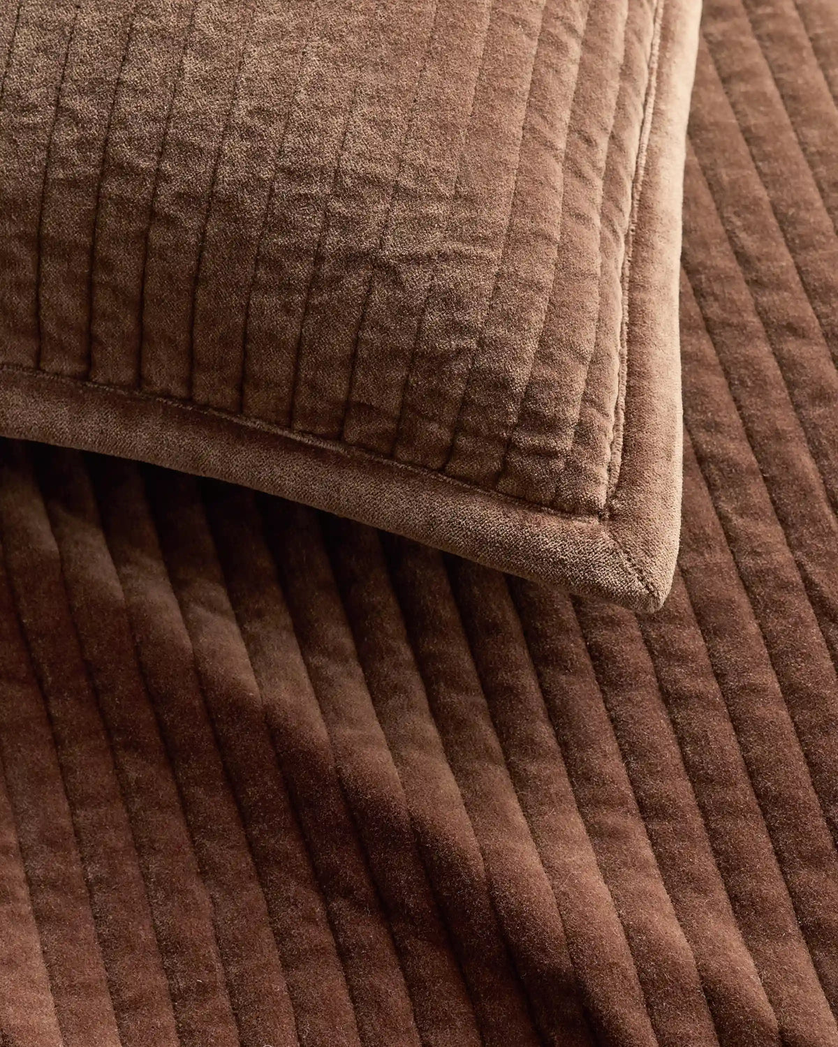 Cotton Velvet Vertical Channel Quilt Set
