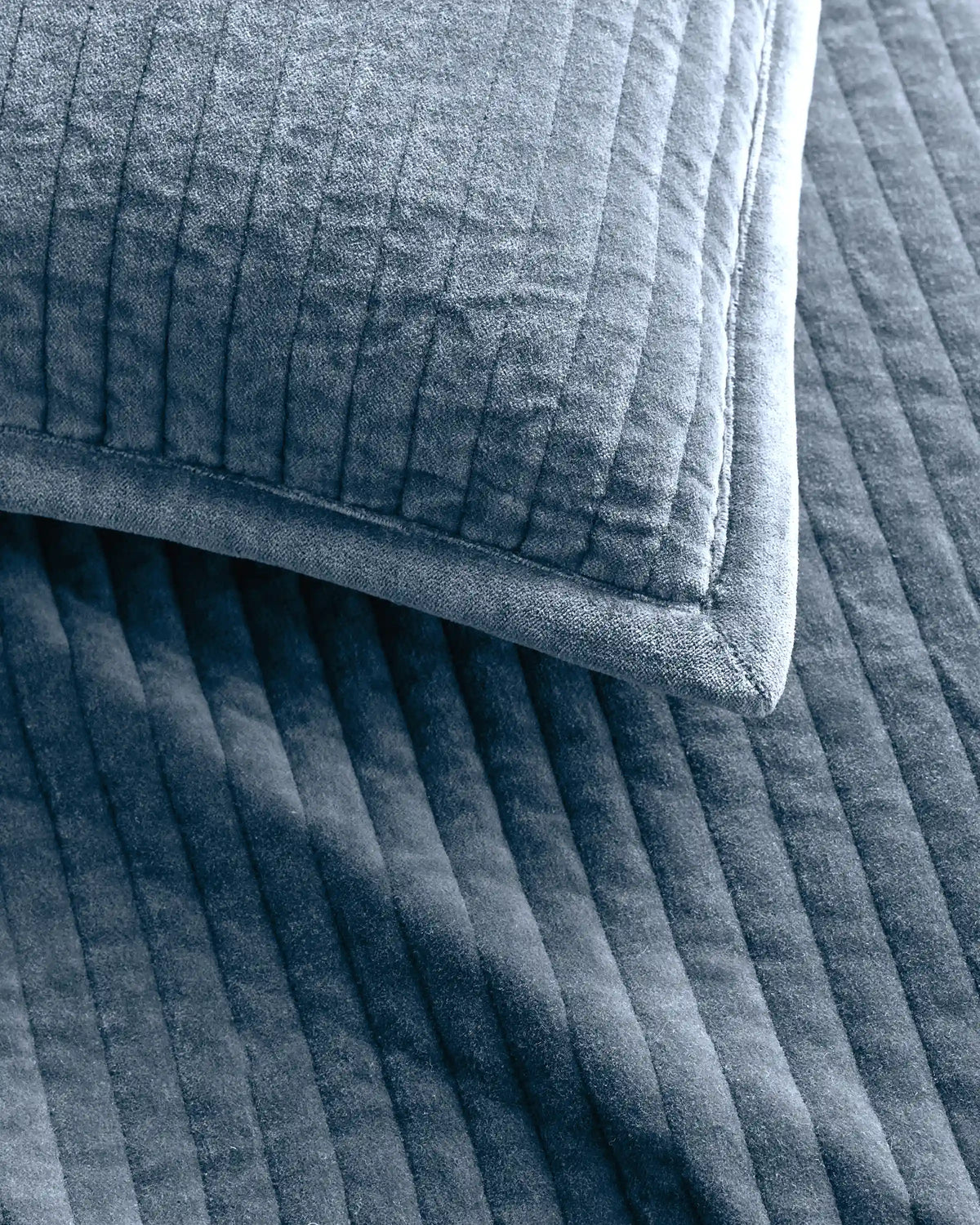 Cotton Velvet Vertical Channel Quilt Set
