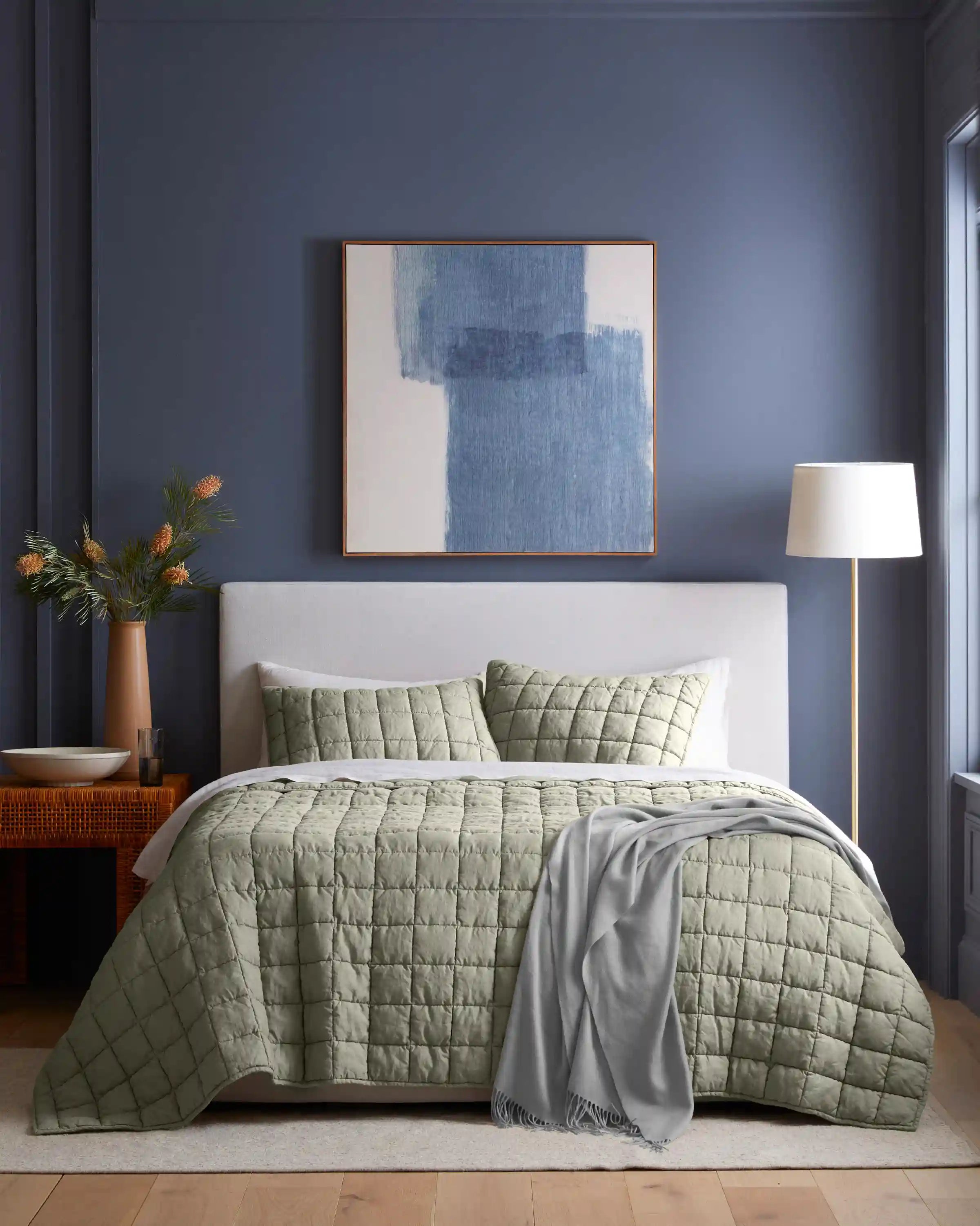 European Linen Box Quilt Set