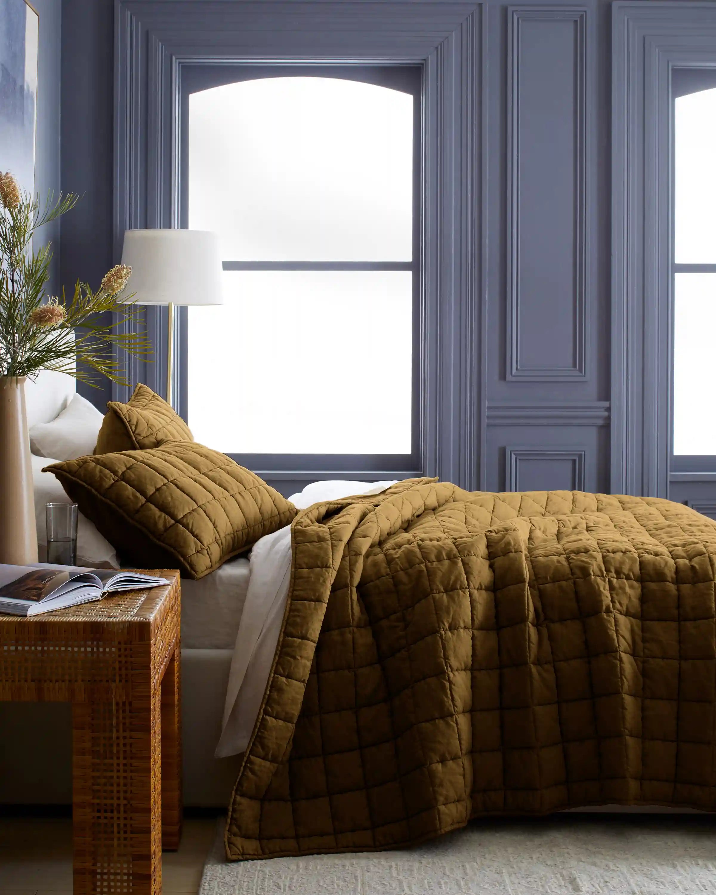 European Linen Box Quilt Set