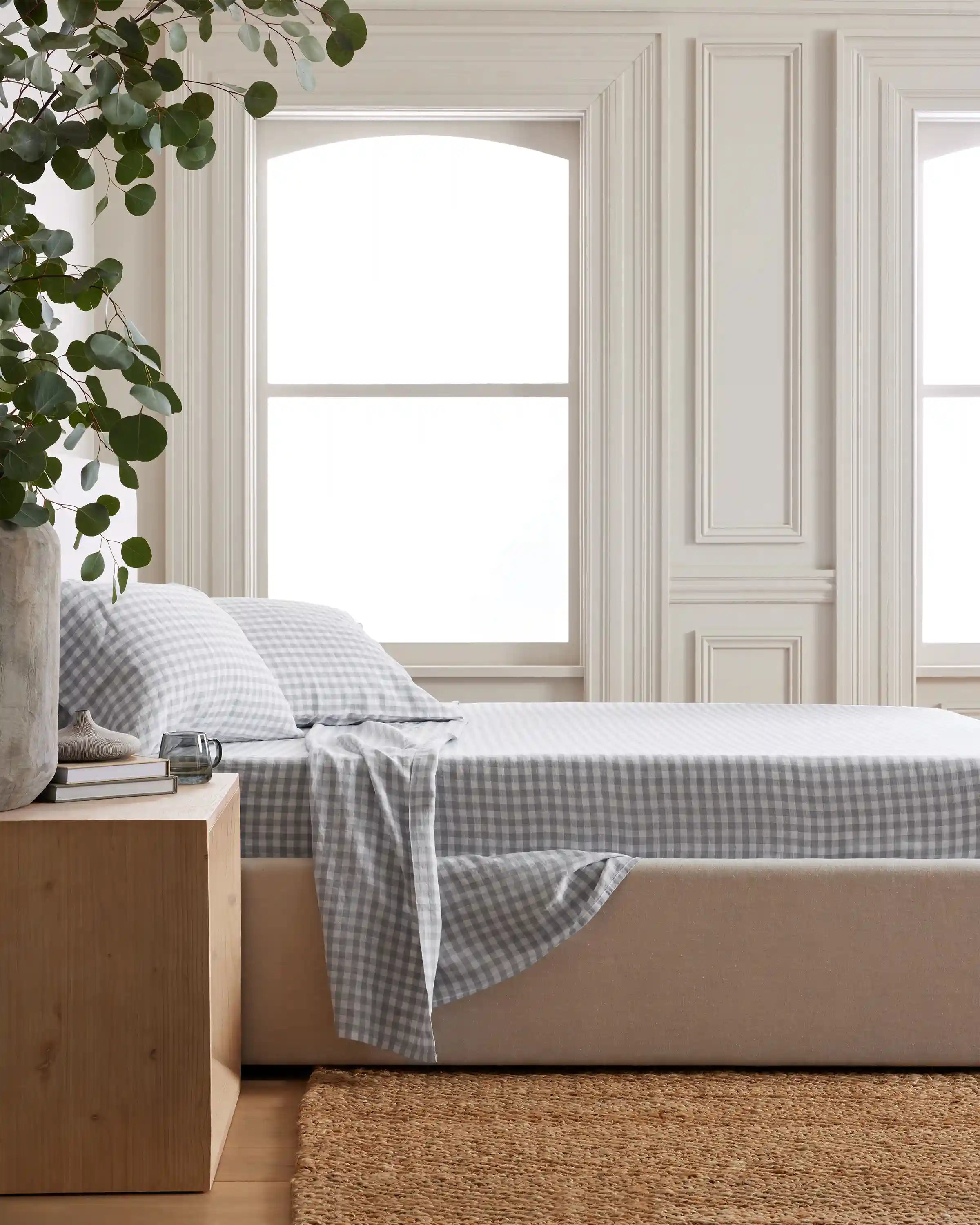European Linen Gingham Pillowcase Set