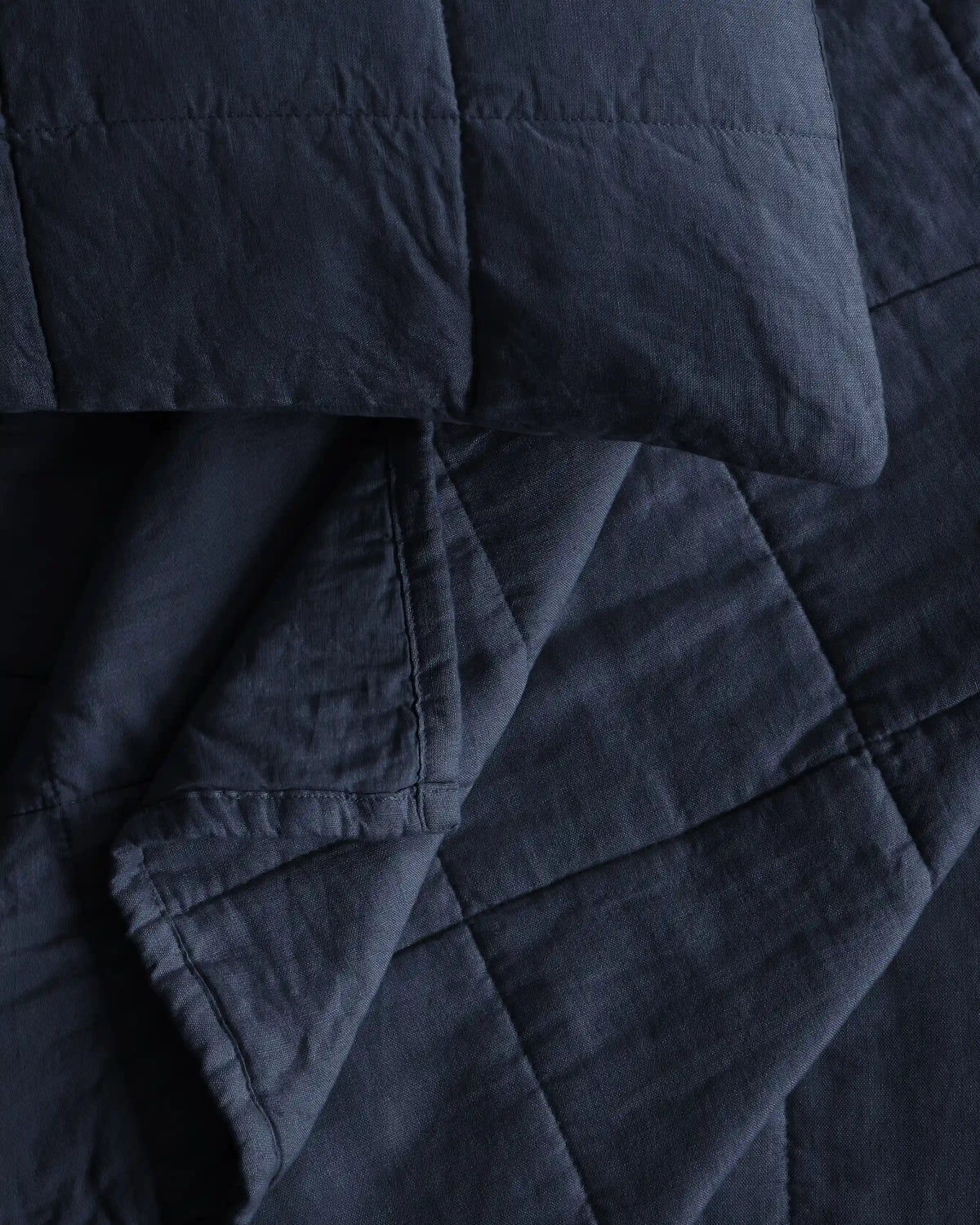Lightweight European Linen Box Quilt