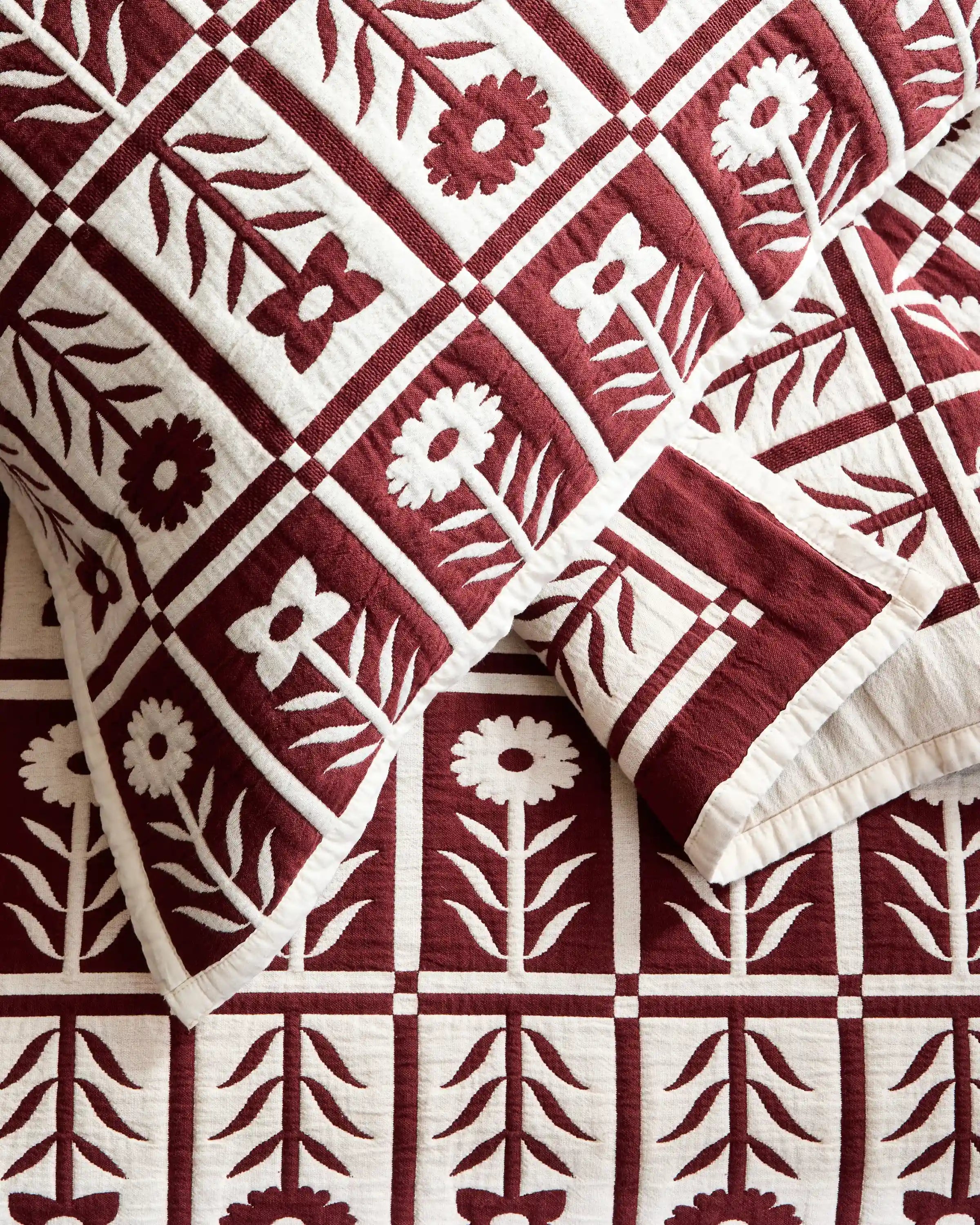 Organic Cotton Jacquard Floral Coverlet Set