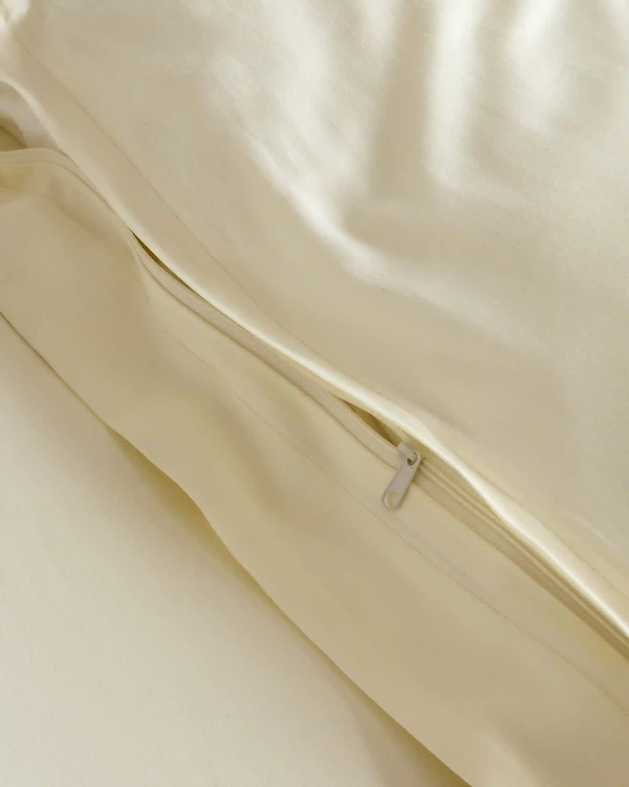 Signature Giza Cotton Sateen Deluxe Bedding Bundle