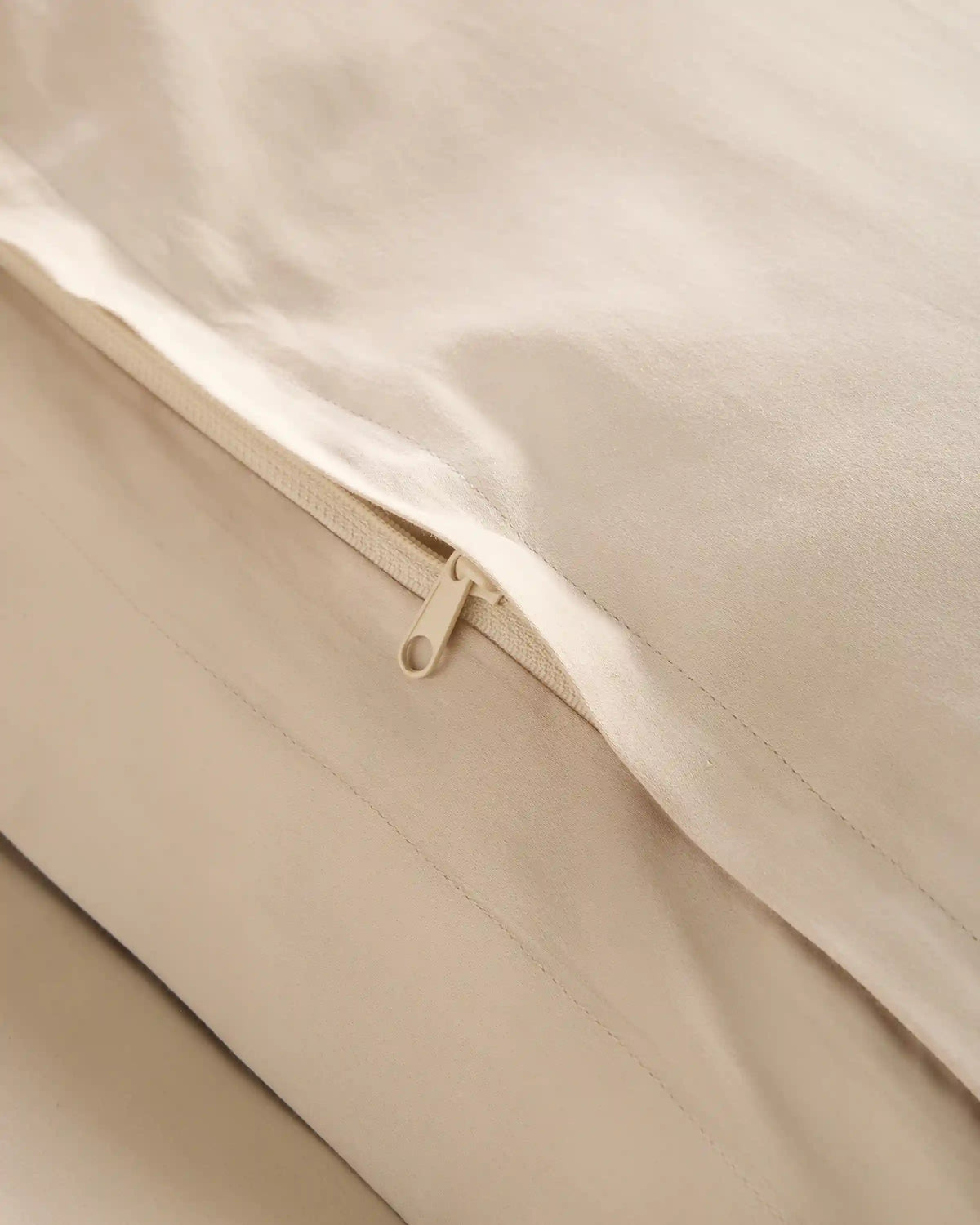 Signature Giza Cotton Sateen Deluxe Bedding Bundle