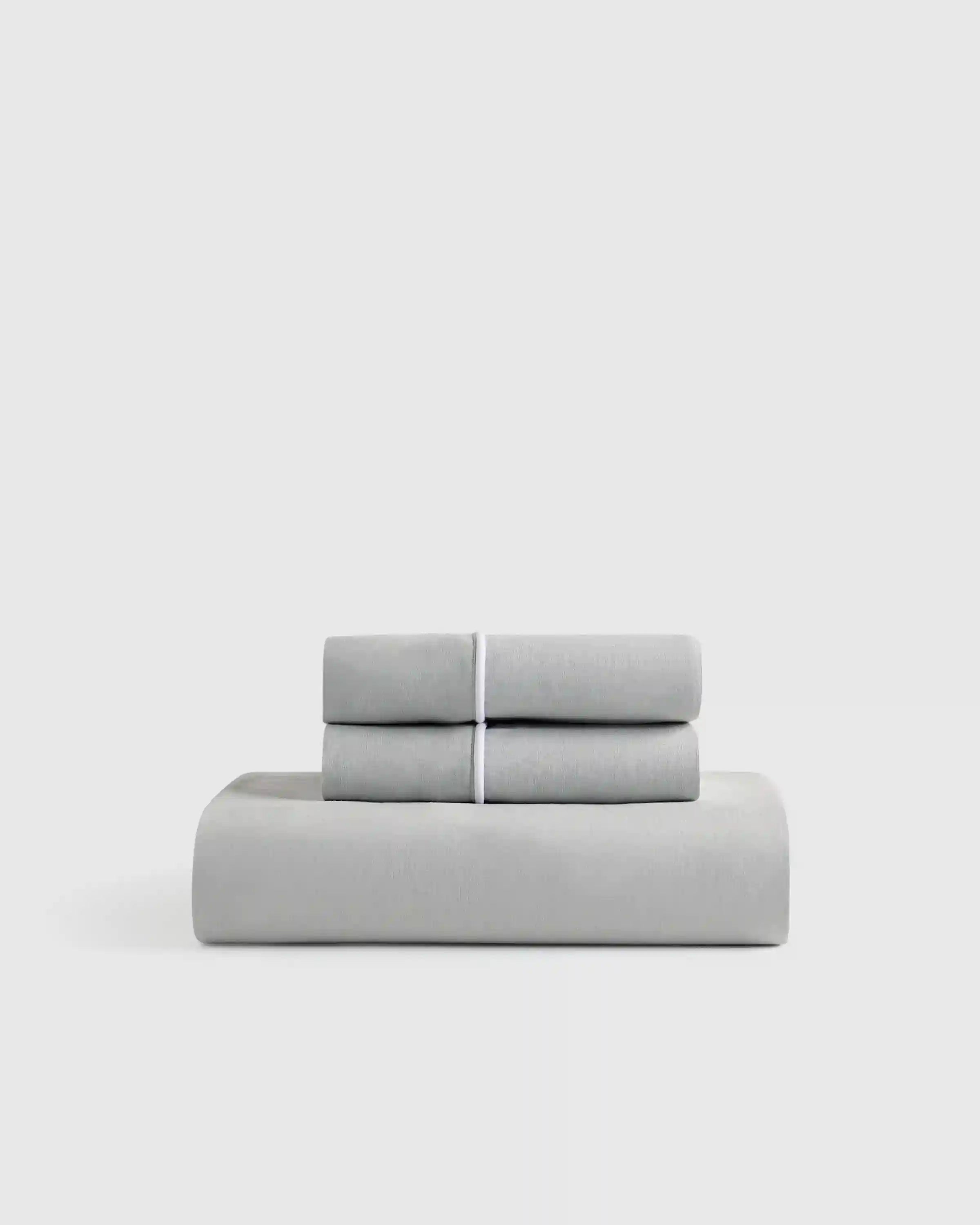 European Linen Piped Fitted Sheet Set
