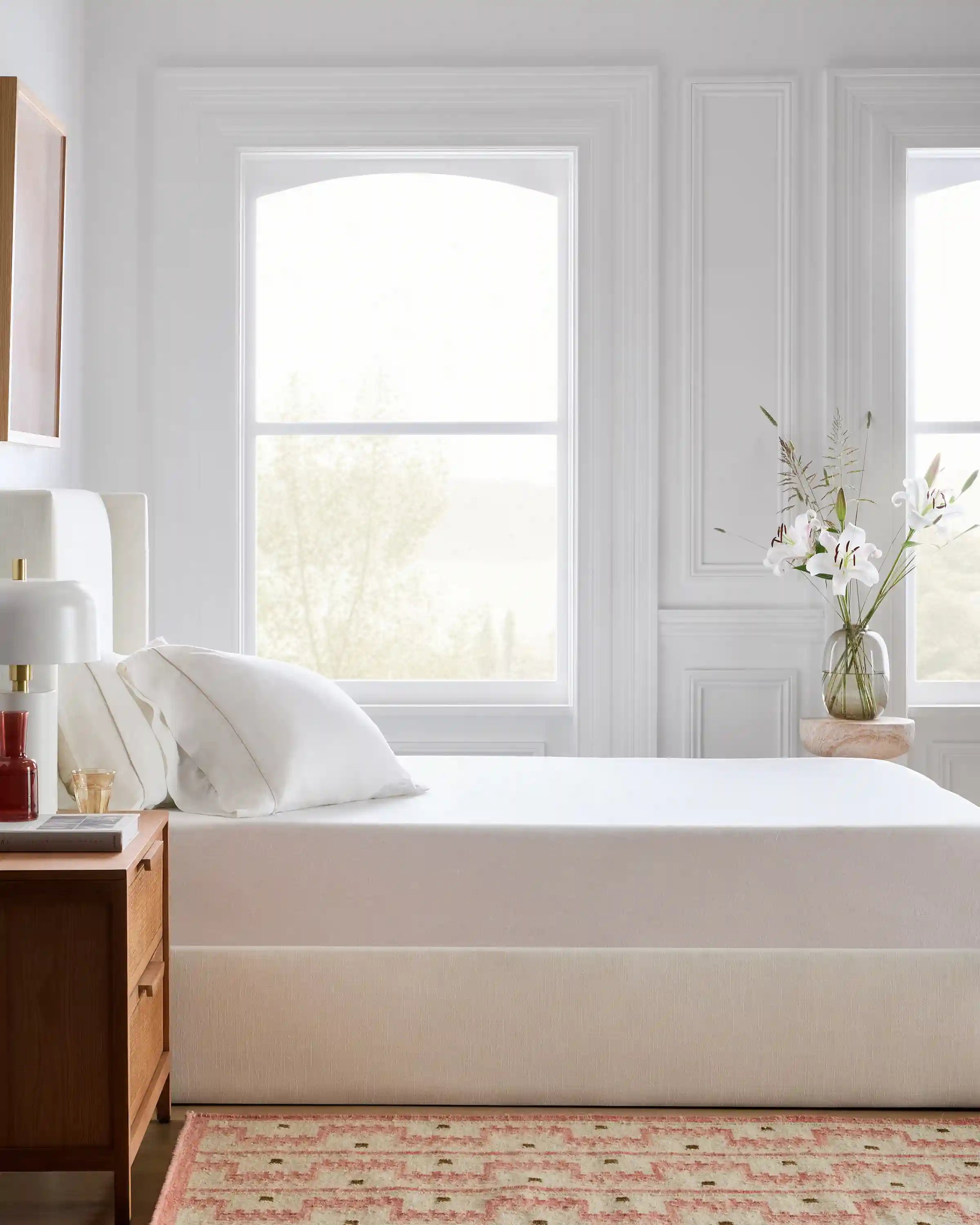 European Linen Piped Fitted Sheet Set