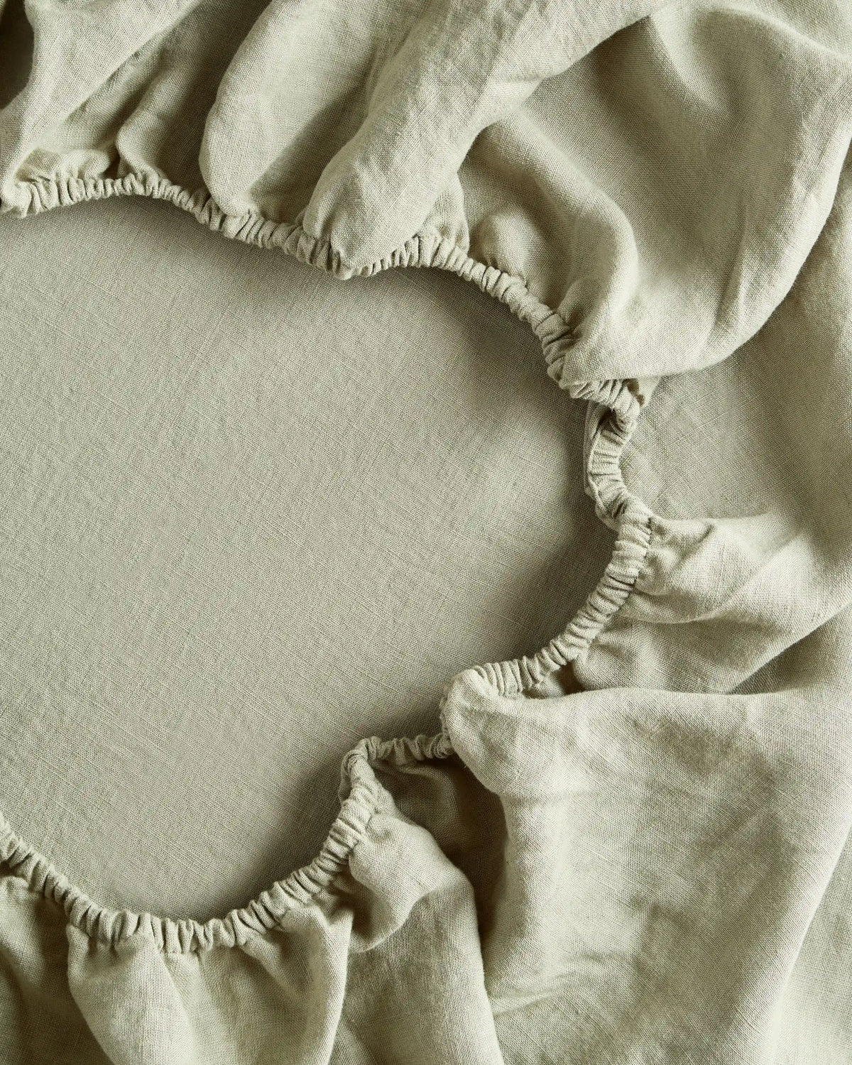 European Linen Piped Fitted Sheet Set
