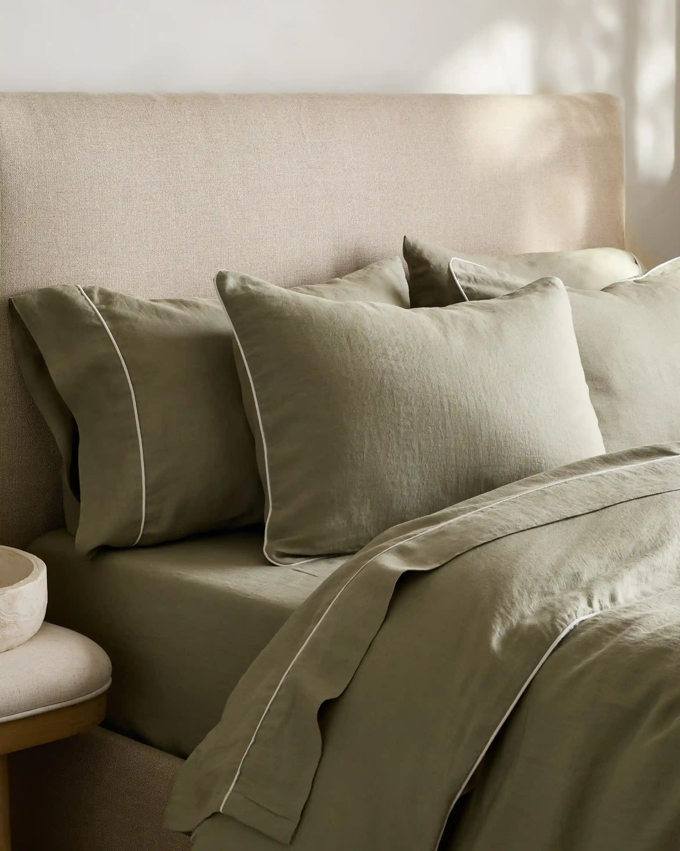 European Linen Piped Deluxe Bedding Bundle