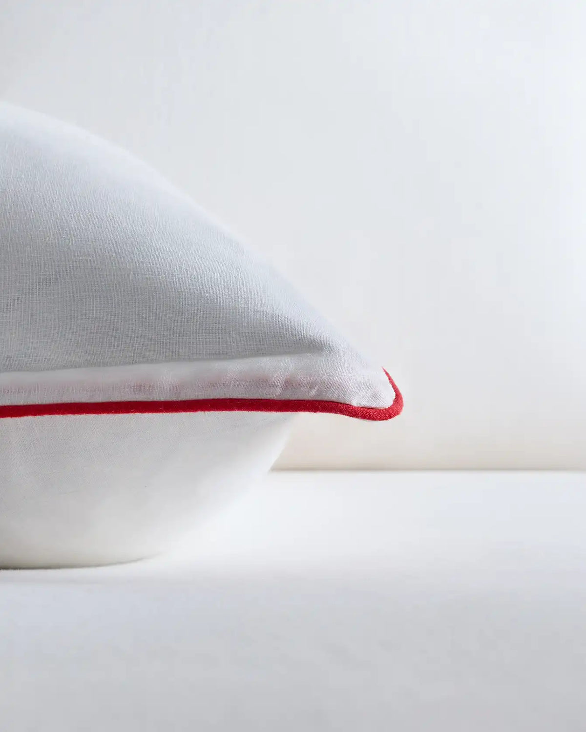 European Linen Piped Euro Sham