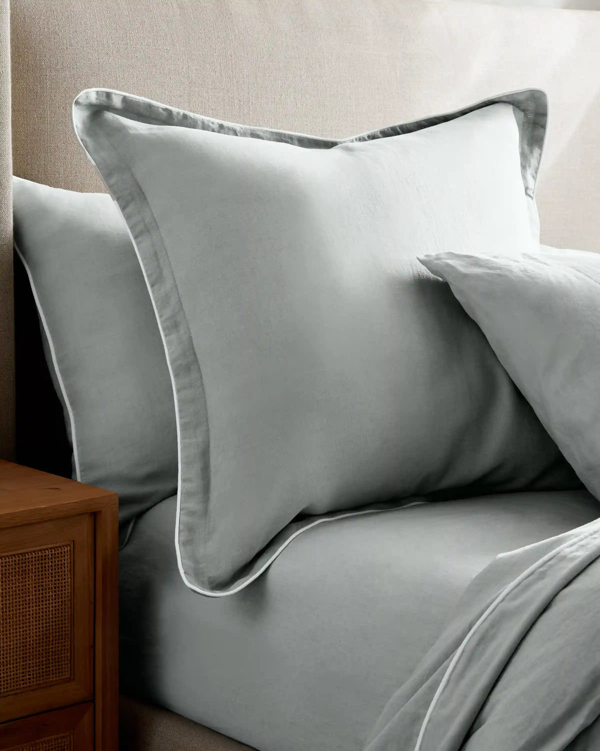 European Linen Piped Euro Sham