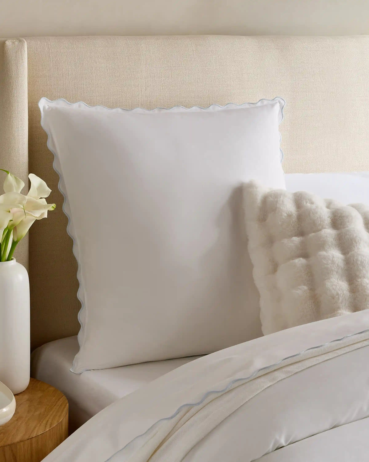 Organic Crisp Percale Scallop Euro Sham