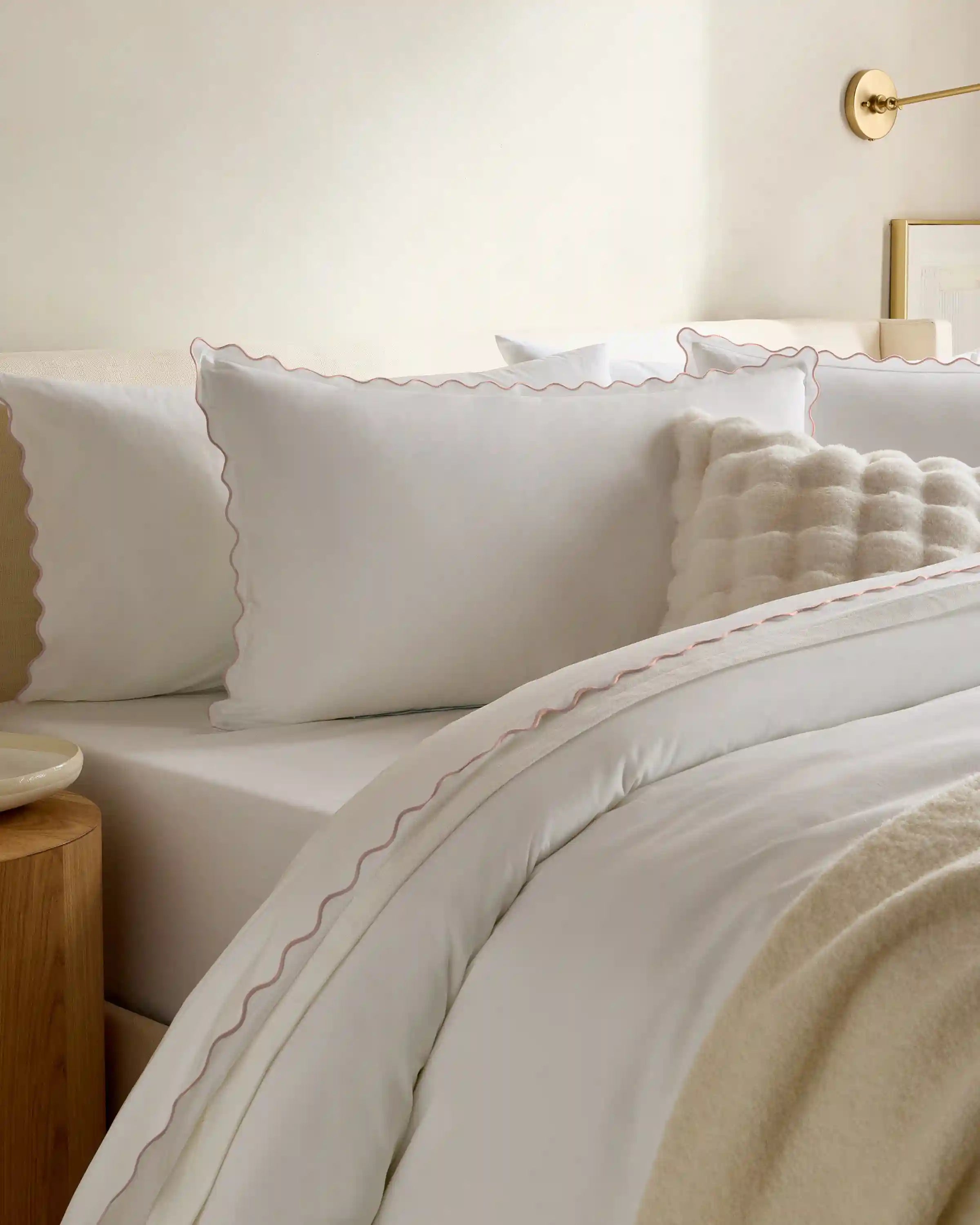 Organic Crisp Percale Scallop Duvet Cover Set