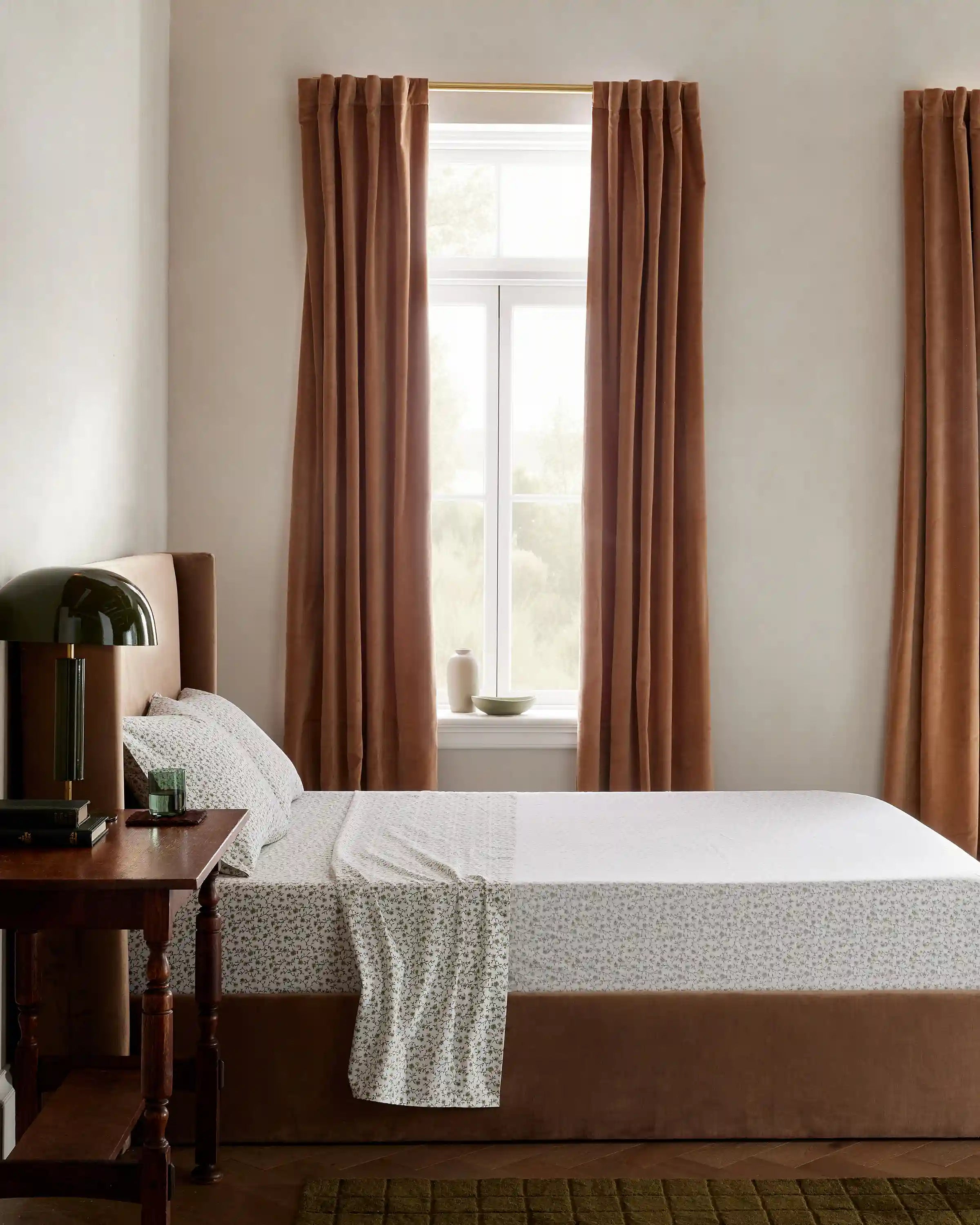 Organic Crisp Percale Floral Sheet Set
