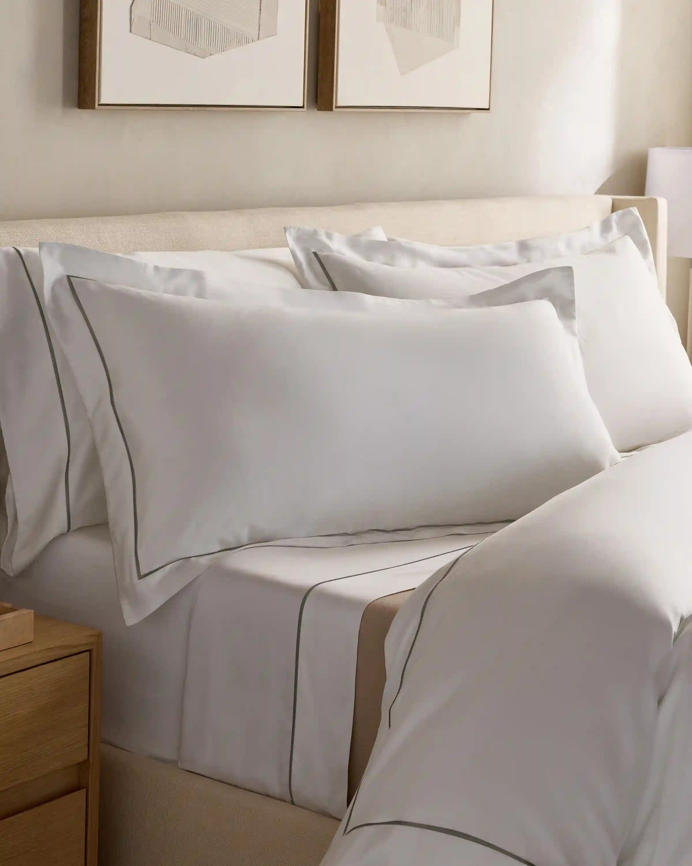 Signature Giza Cotton Sateen Embroidered Duvet Cover Set