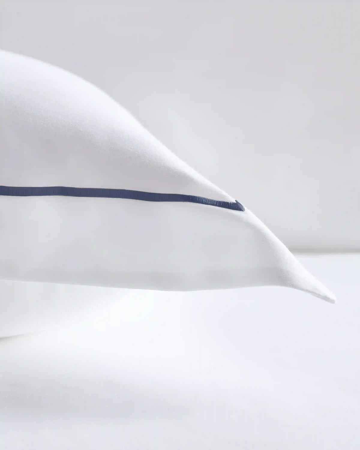Signature Giza Cotton Sateen Embroidered Euro Sham