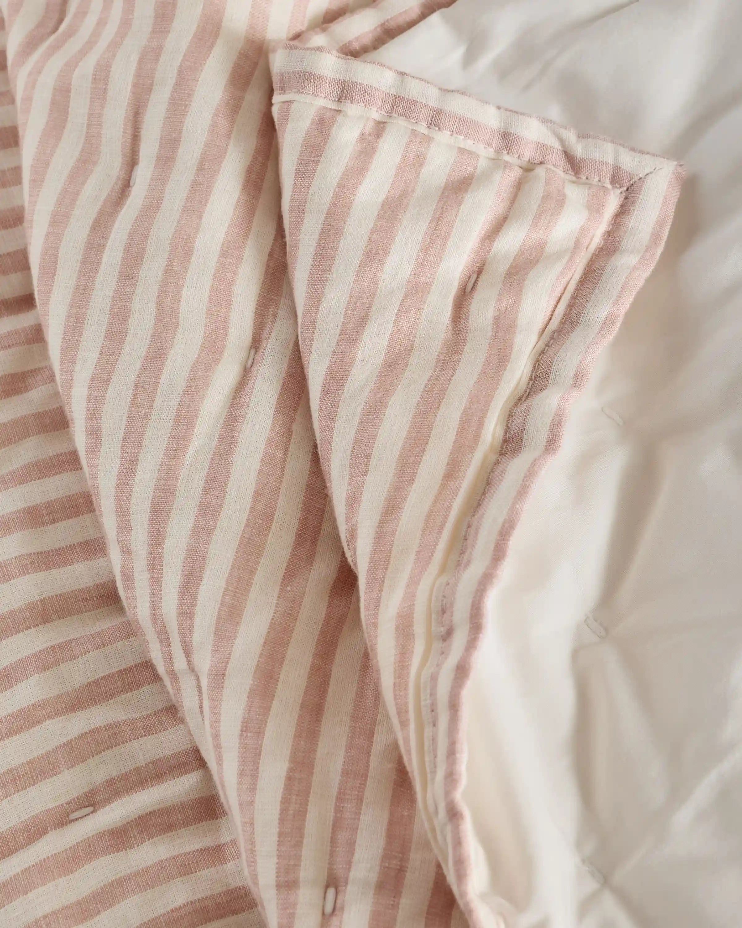 European Linen Patterned Quilt