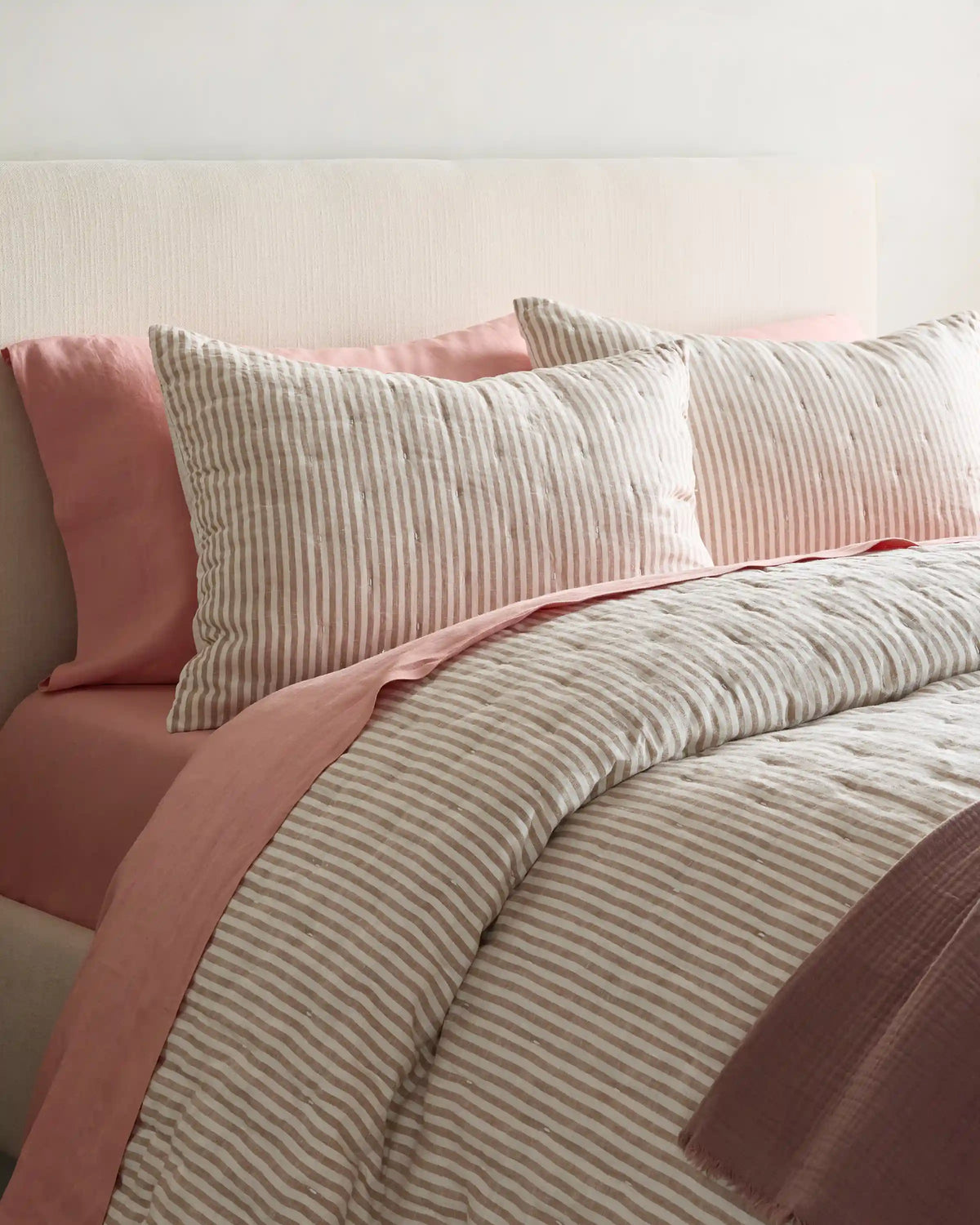 European Linen Patterned Quilt