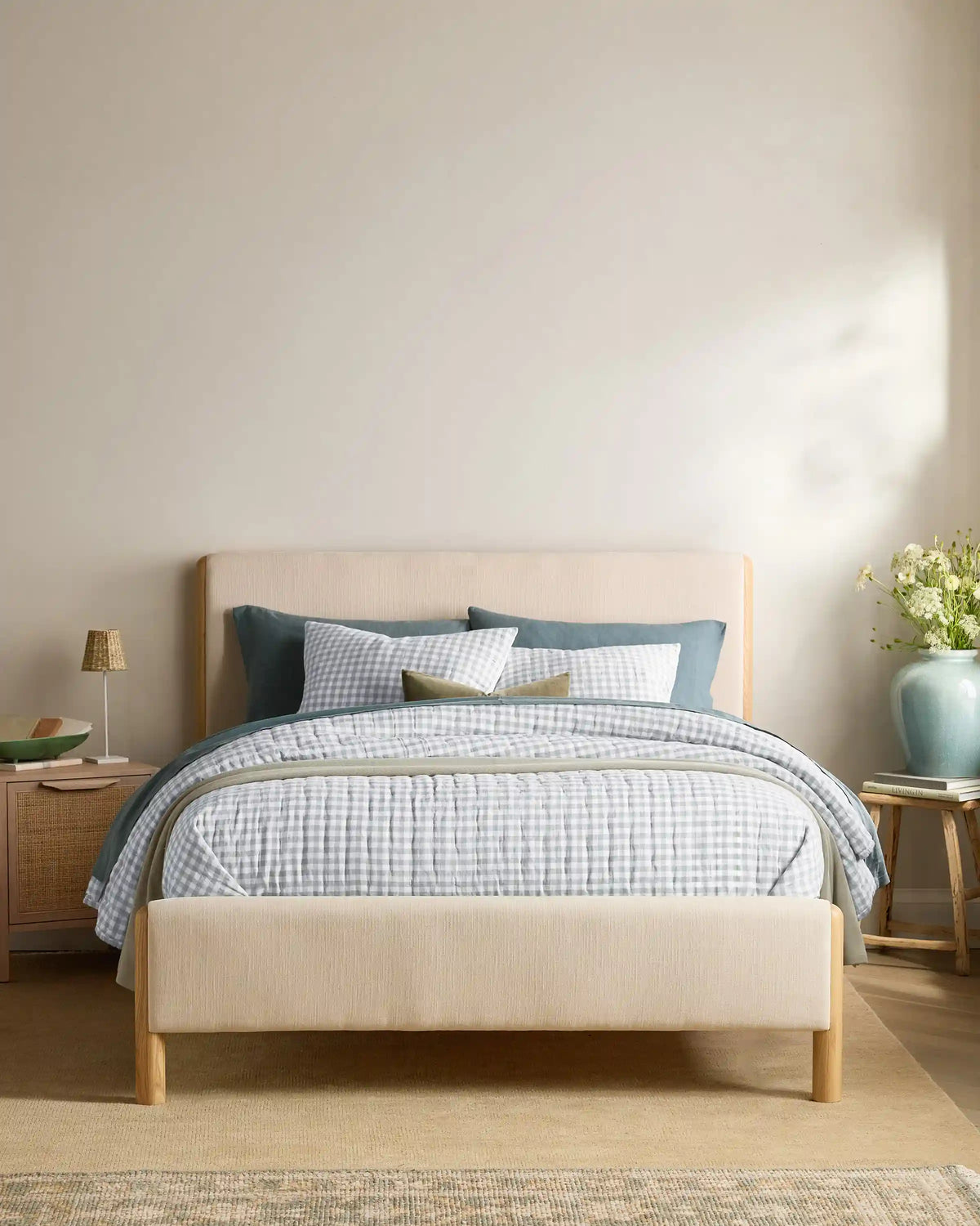 European Linen Patterned Quilt