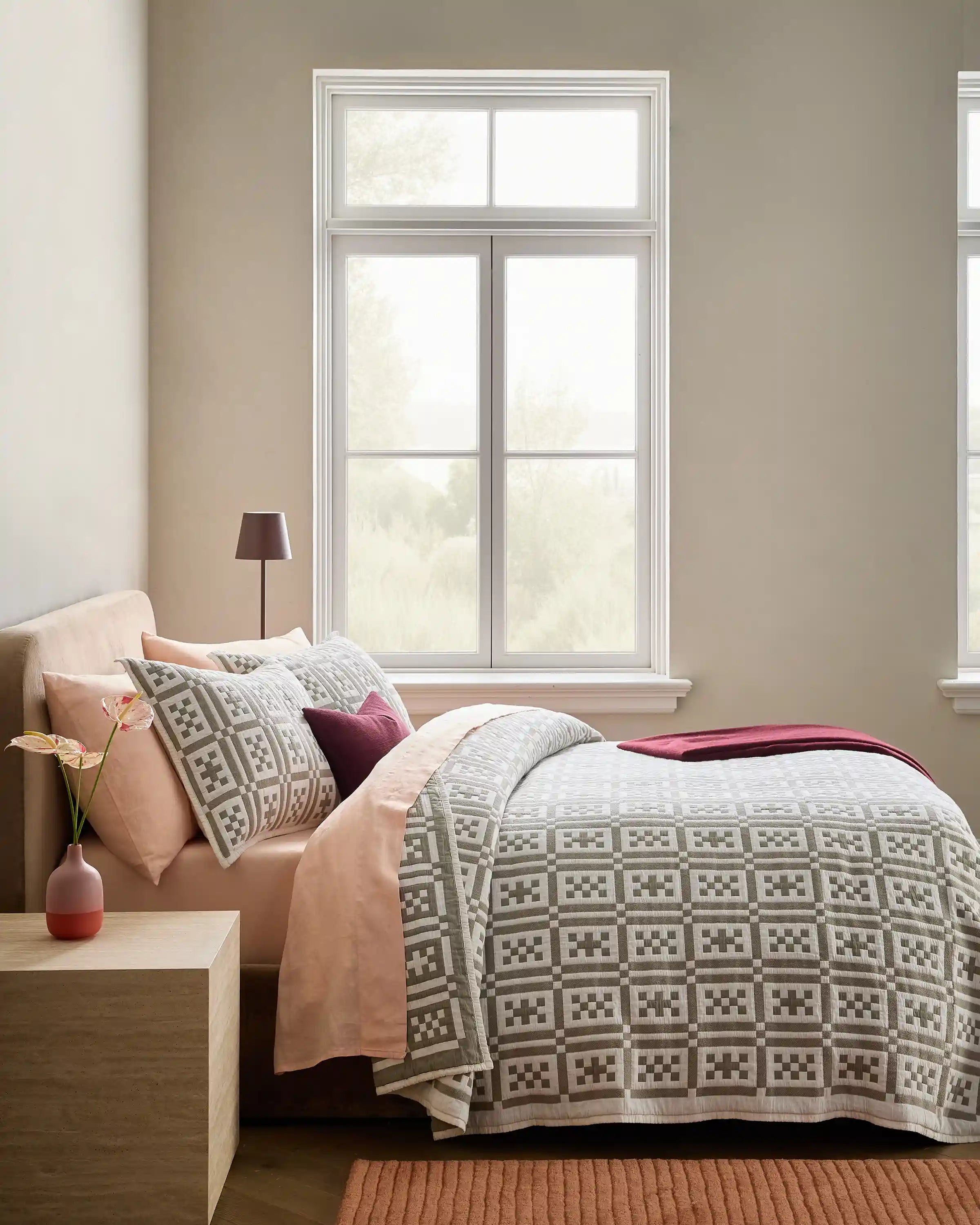 Organic Cotton Jacquard Geo Coverlet