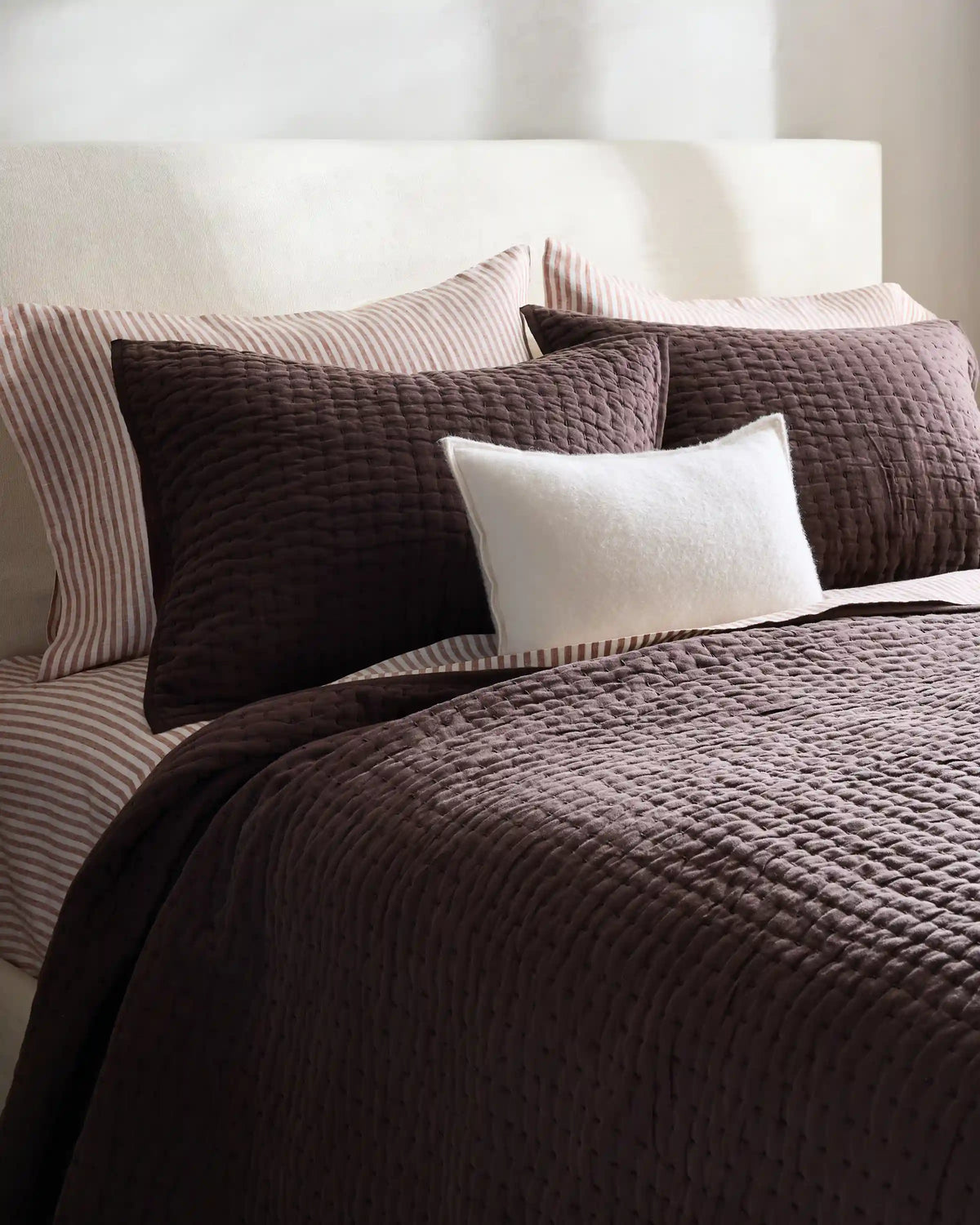 European Linen Cotton Stitch Quilt