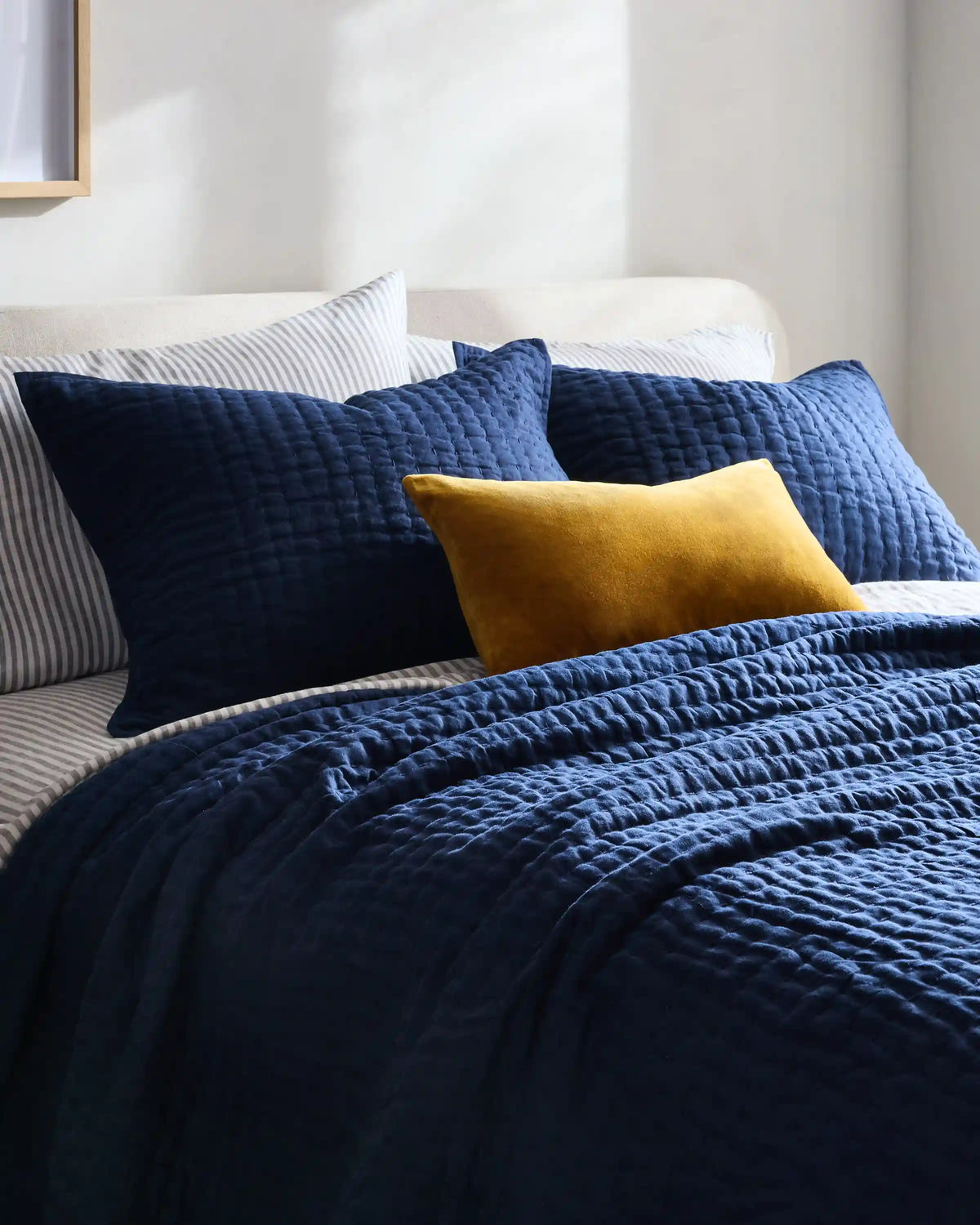 European Linen Cotton Stitch Quilt