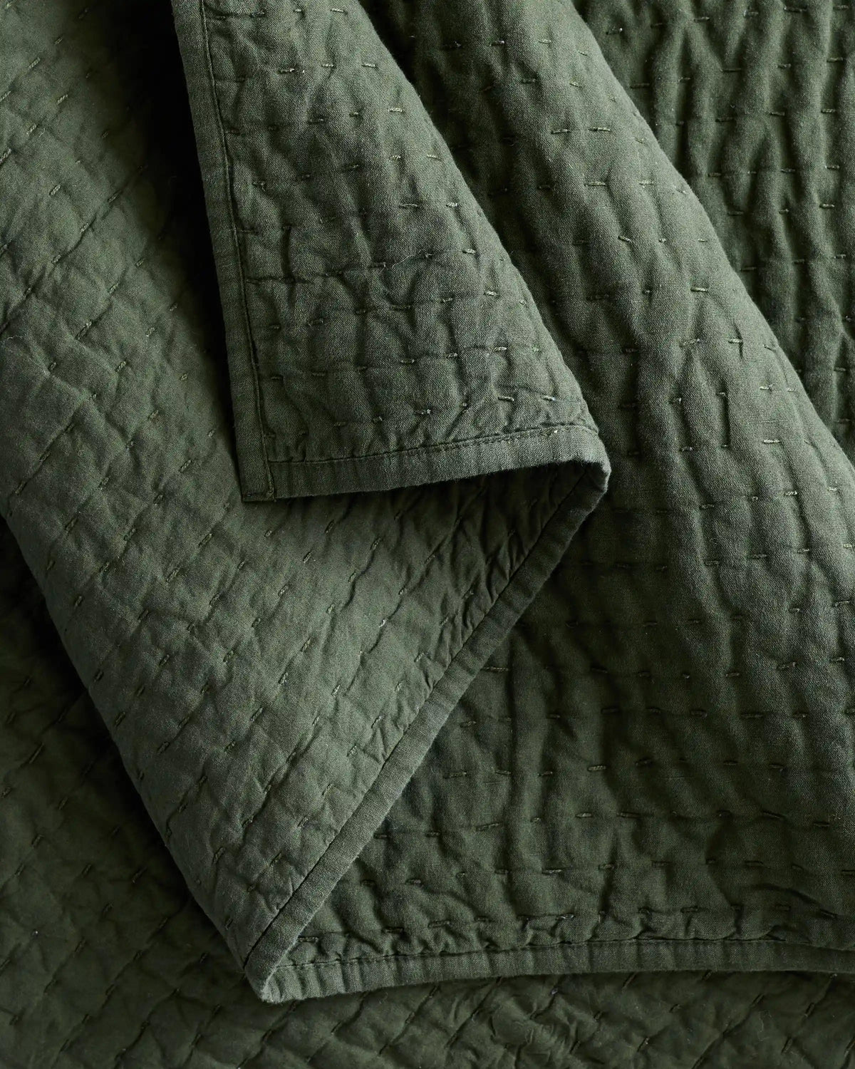 European Linen Cotton Stitch Quilt