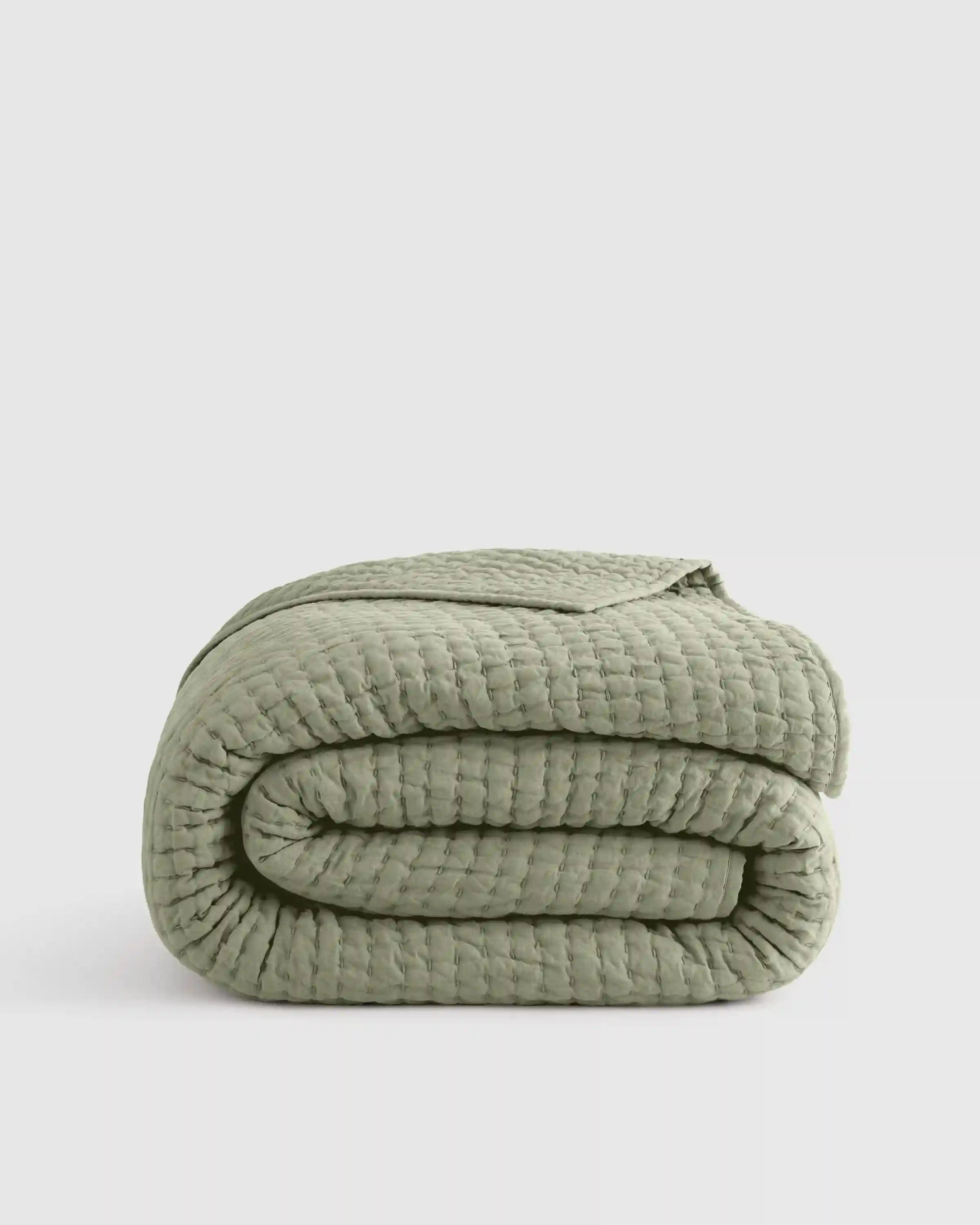 European Linen Cotton Stitch Quilt