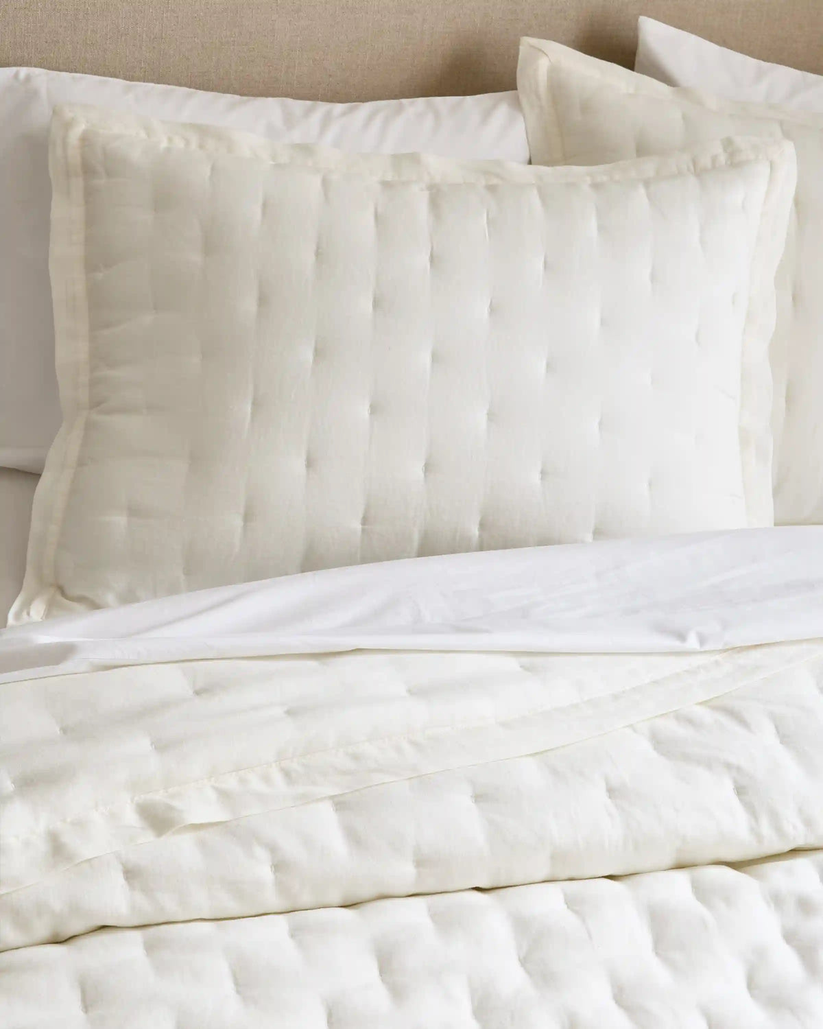 European Linen Dream Quilt Set