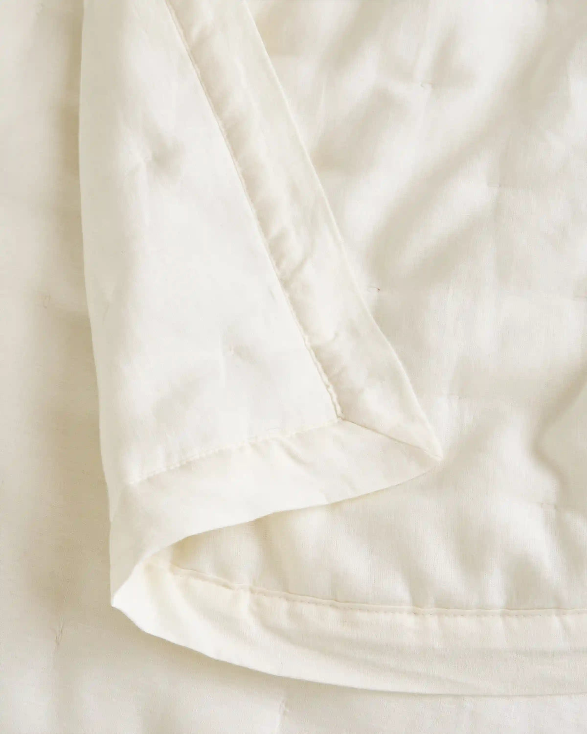 European Linen Dream Quilt Set