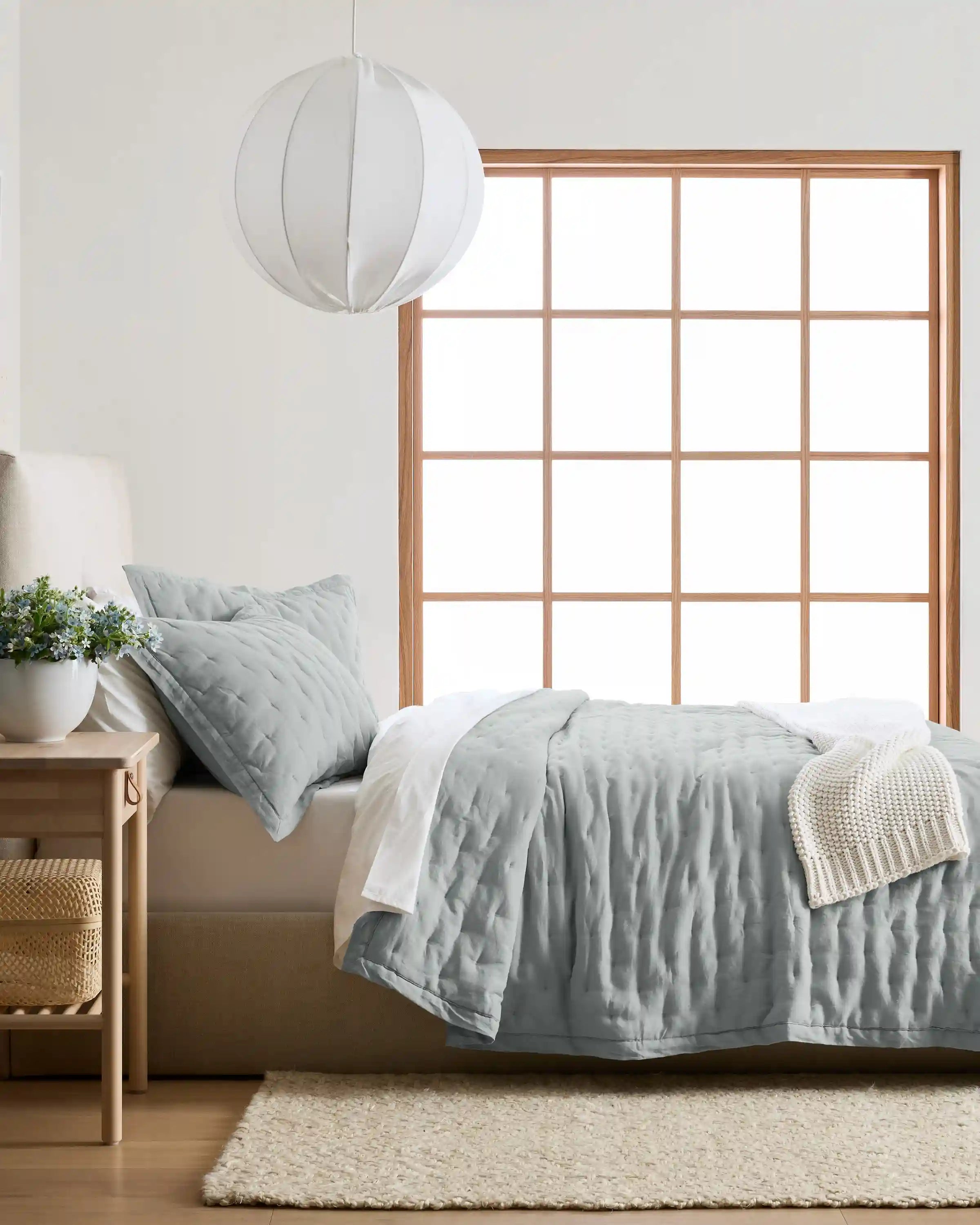 European Linen Dream Quilt Set