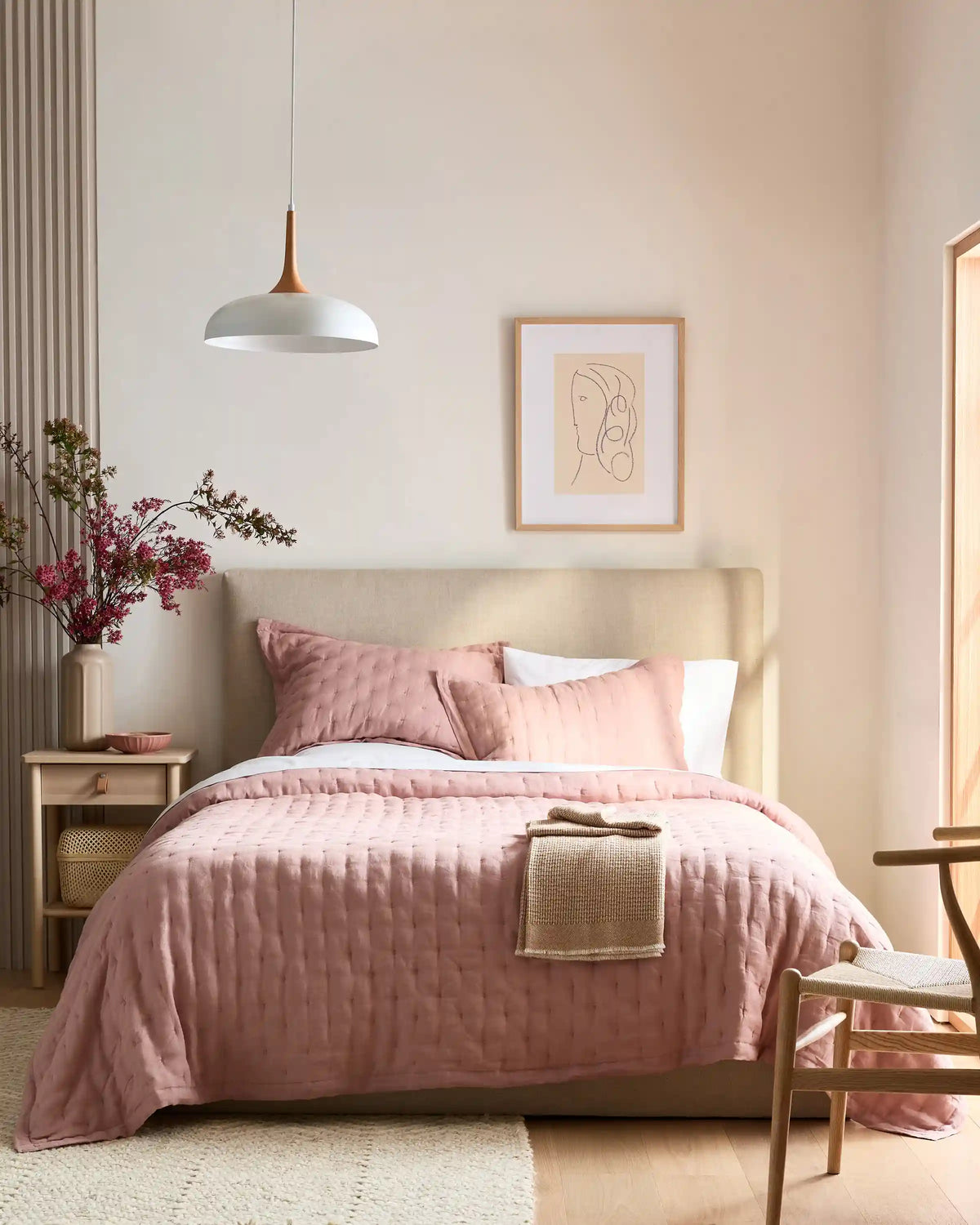 European Linen Dream Quilt Set