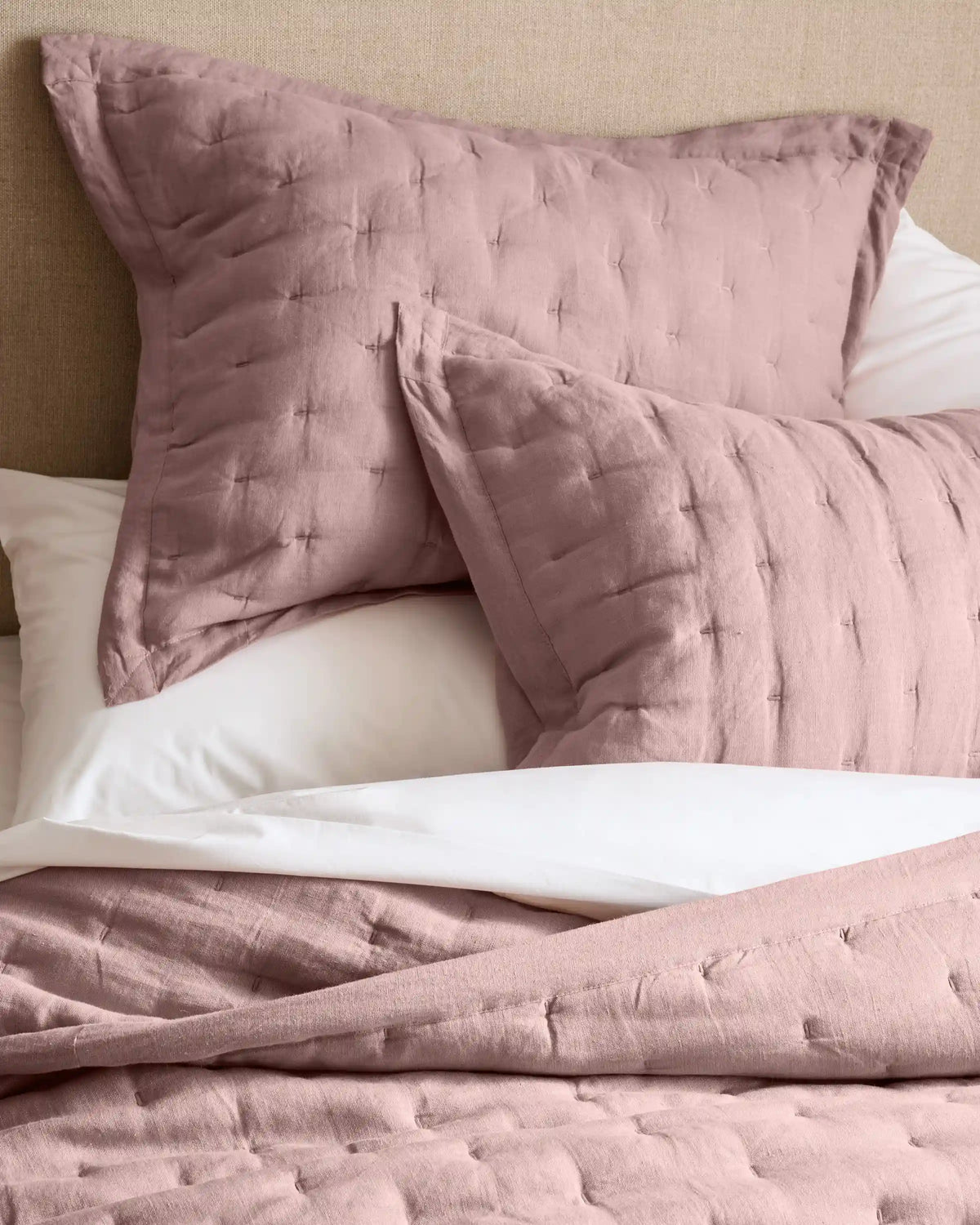 European Linen Dream Quilt Set