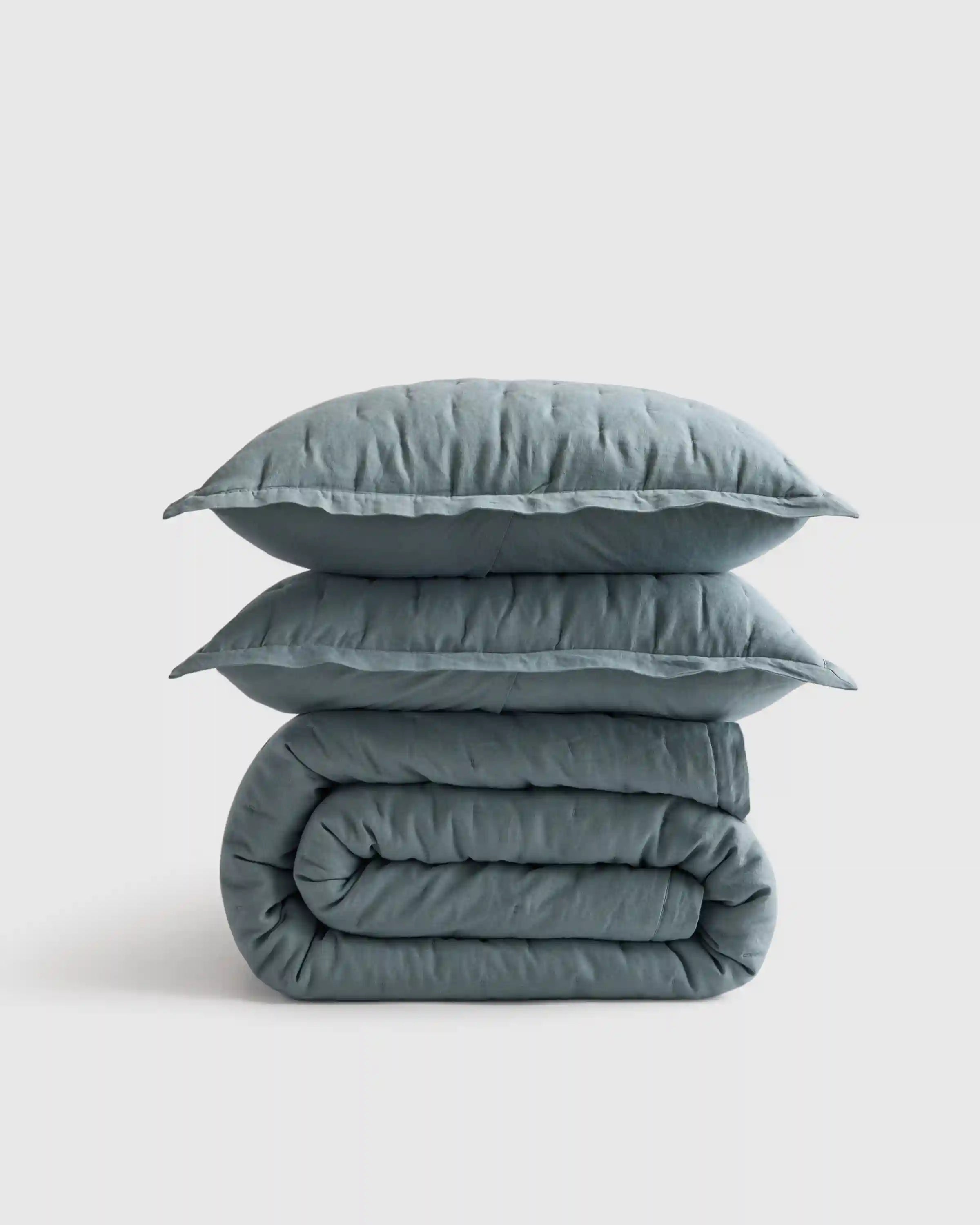 European Linen Dream Quilt Set