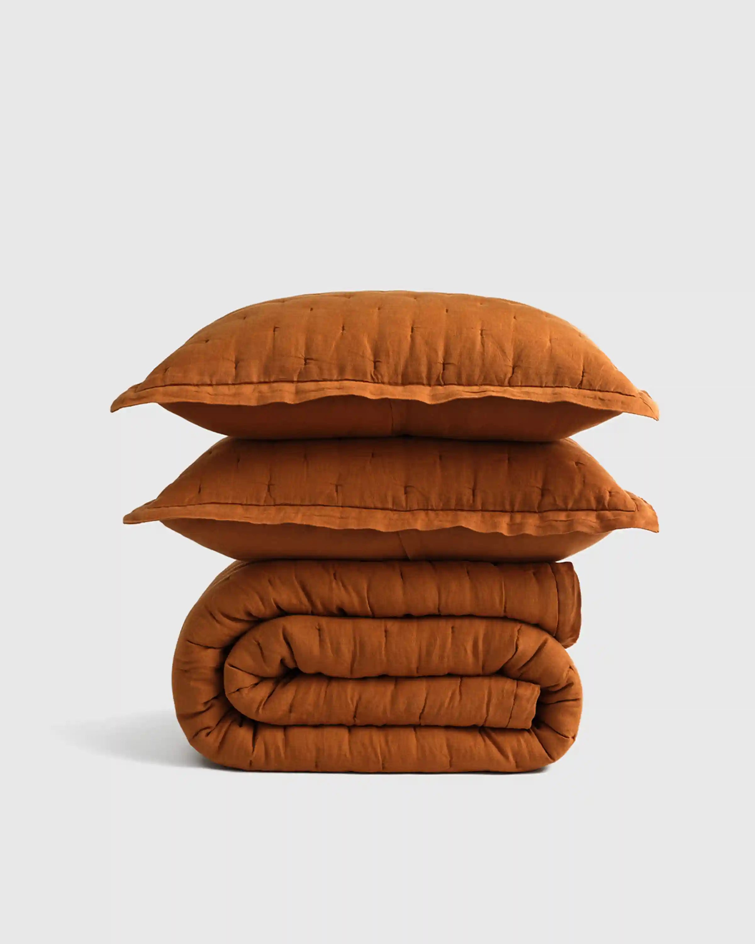 European Linen Dream Quilt Set