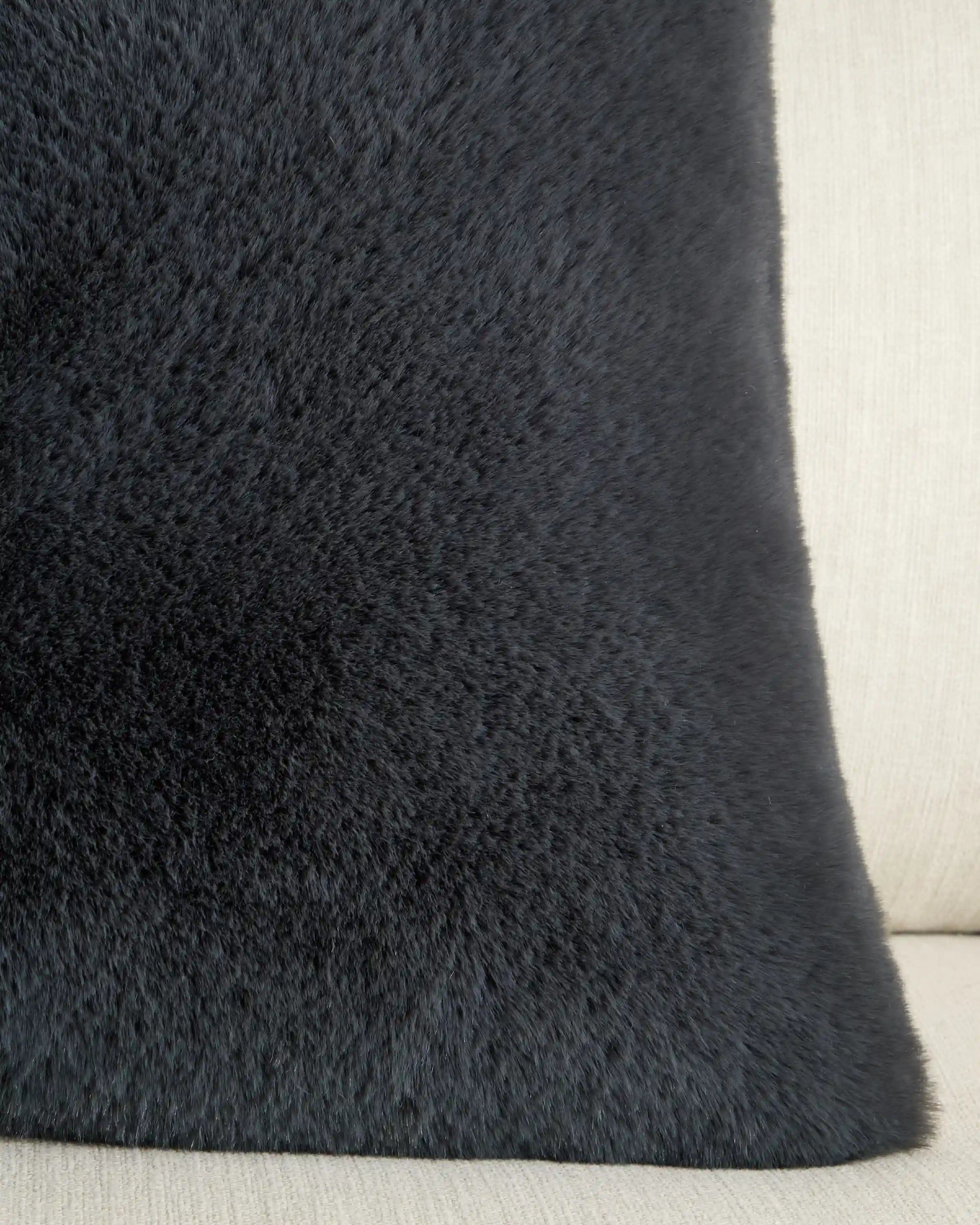 Luxury Faux Fur Pillow Cover
