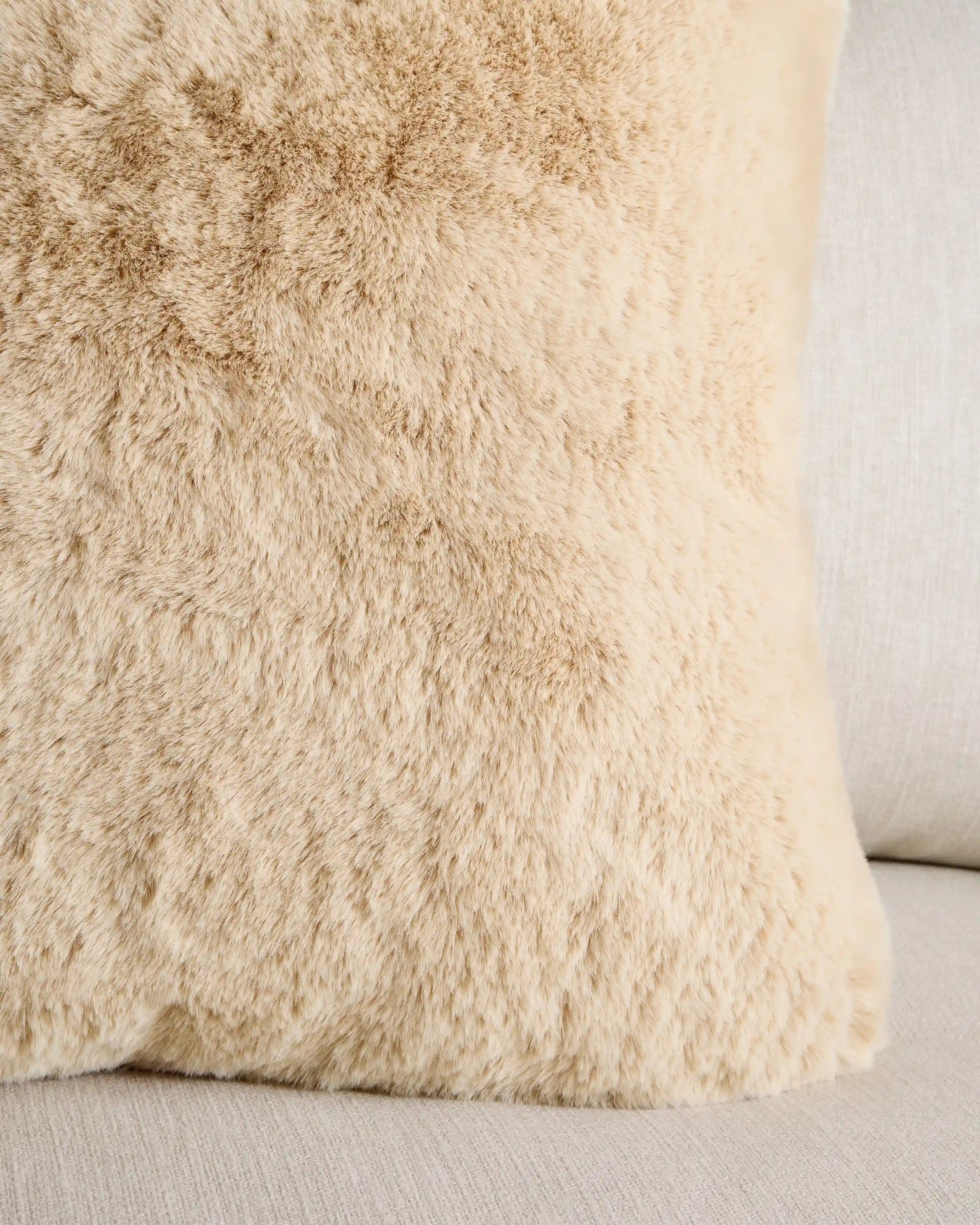 Luxury Faux Fur Pillow Cover