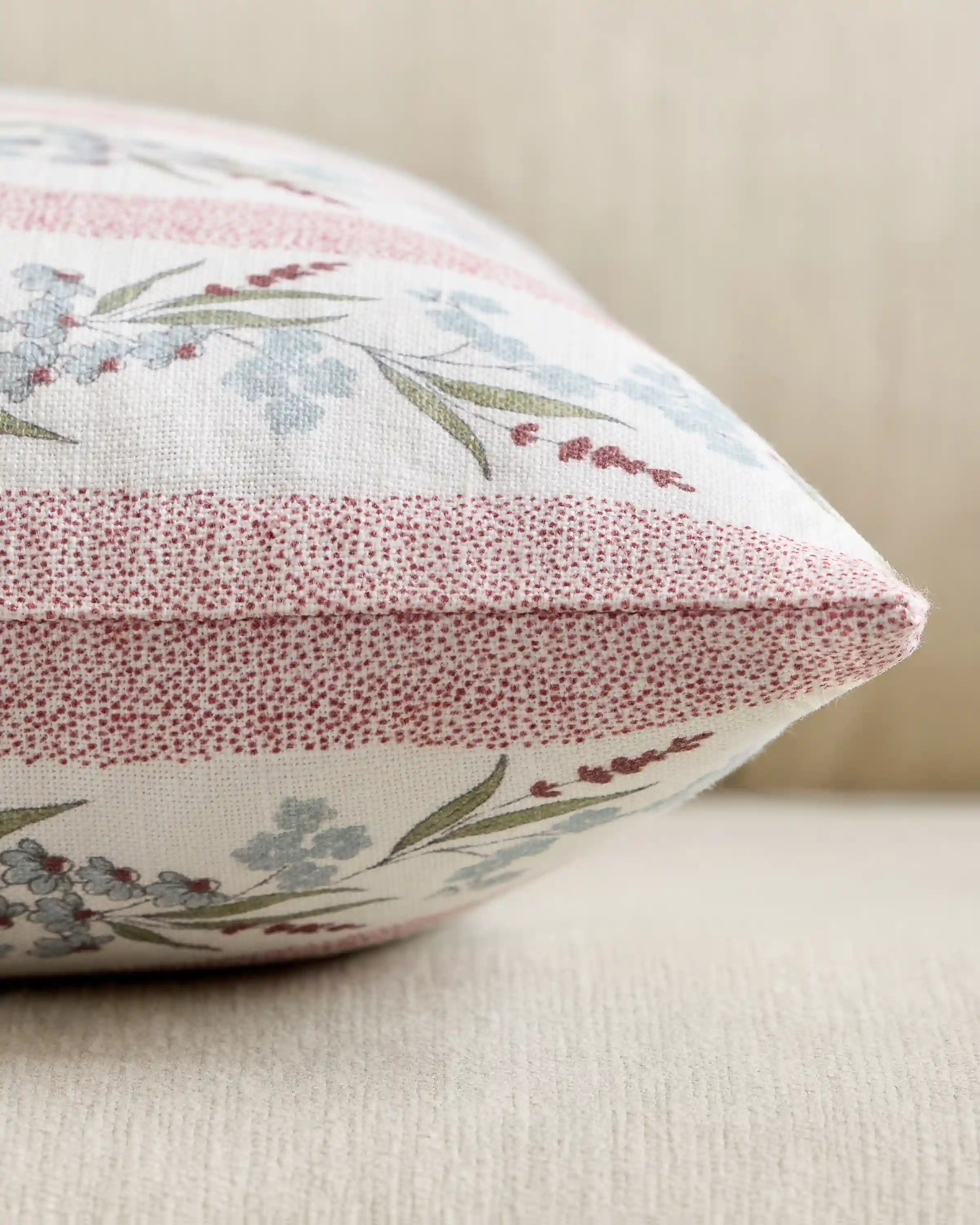 Wildflower Cotton Pillow Cover (Set of 2)