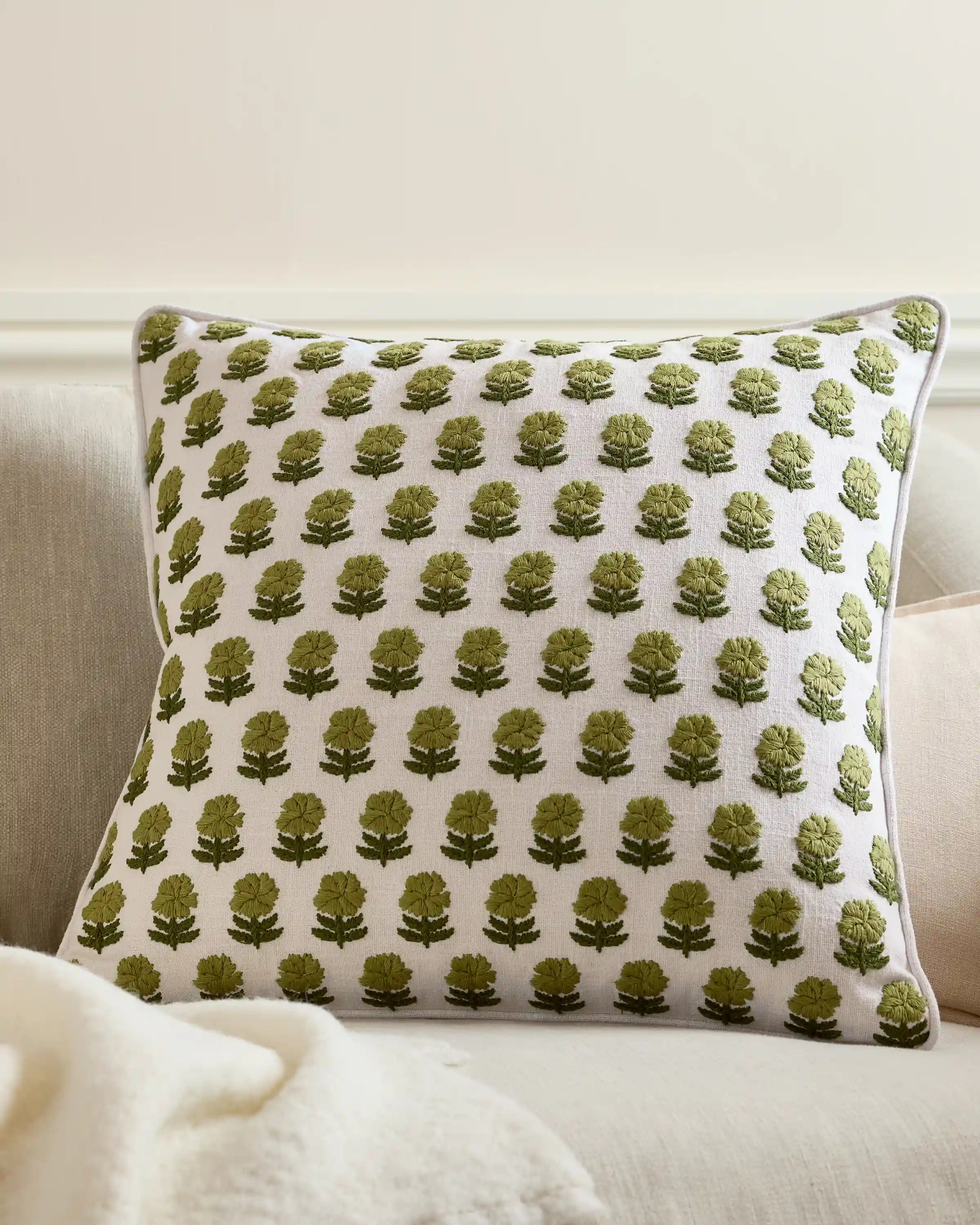 Embroidered Floral Cotton Pillow Cover (Set of 2)