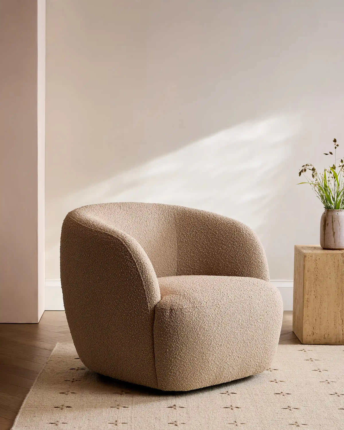 Performance Boucle Swivel Chair