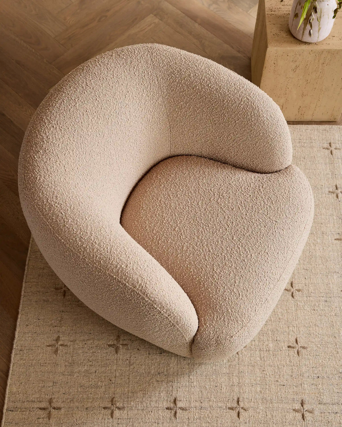 Performance Boucle Swivel Chair
