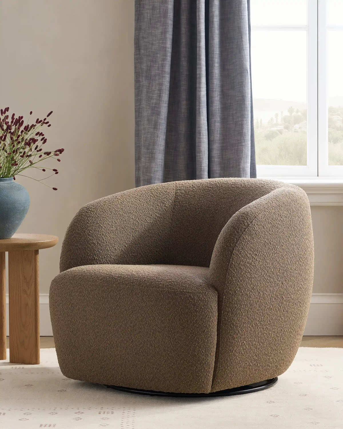 Performance Boucle Swivel Chair